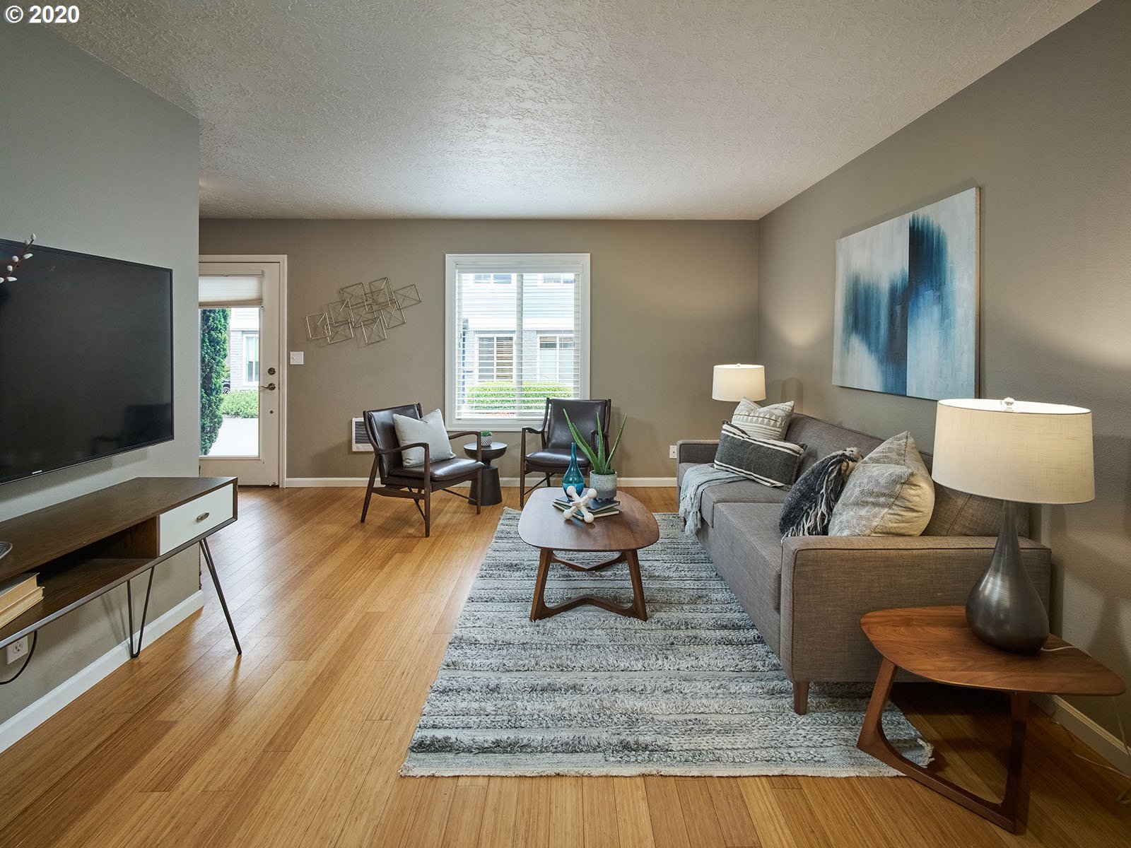 Photo #3: 20139805 Listing 