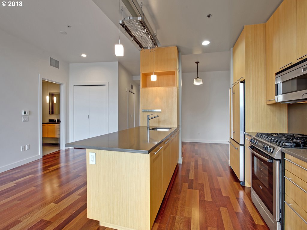 Photo #5: 20141633 Listing 
