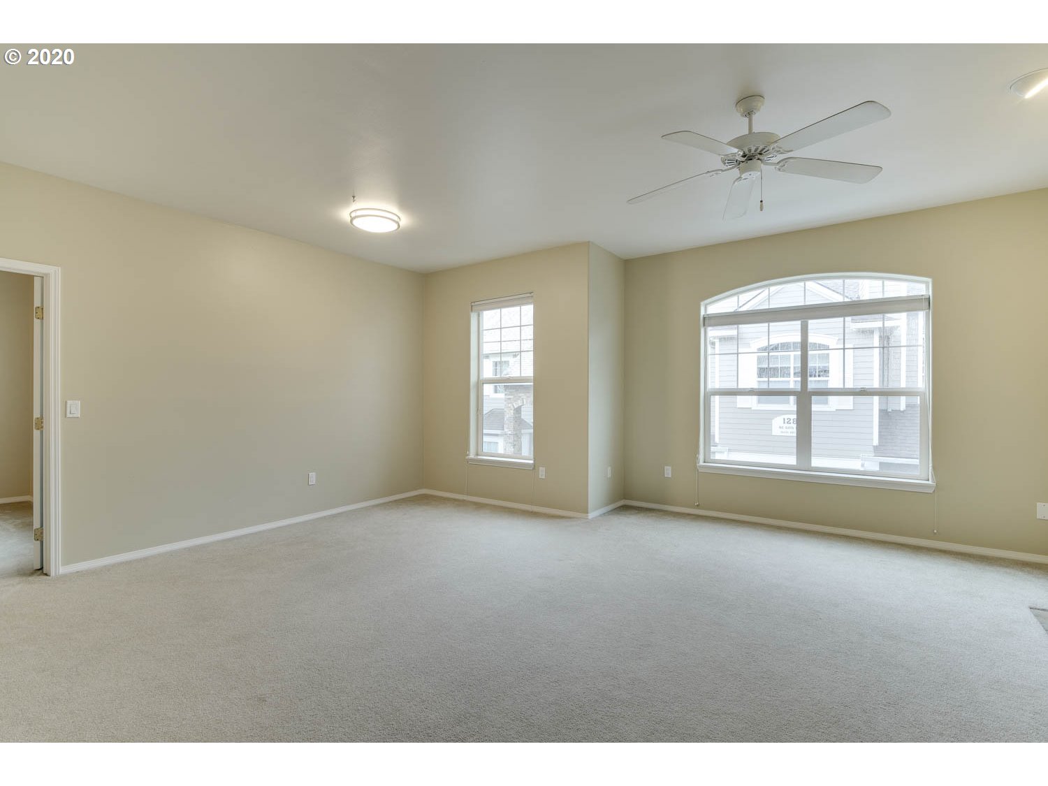 Photo #3: 20142531 Listing 