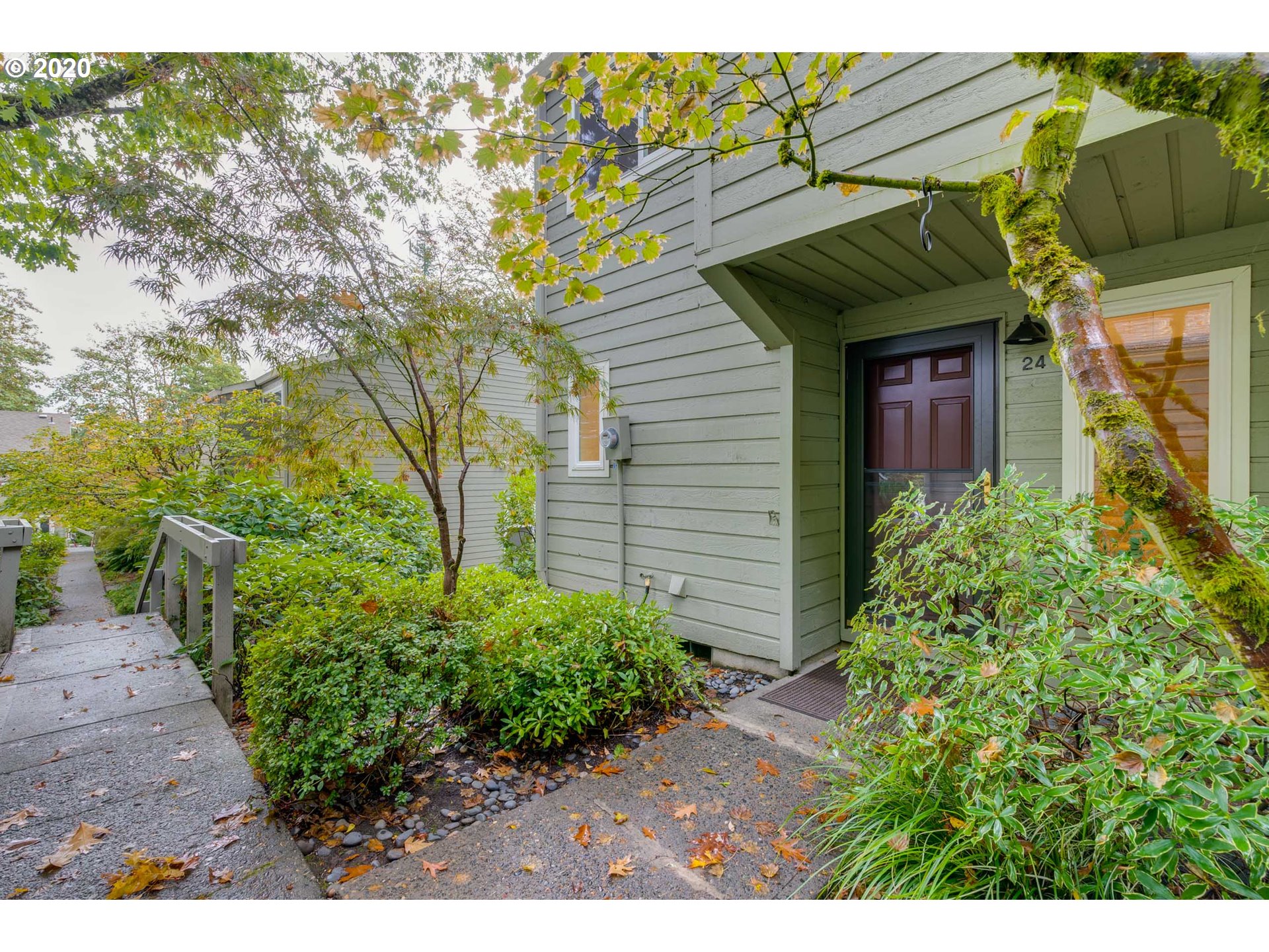 Photo #2: 20142564 Listing 