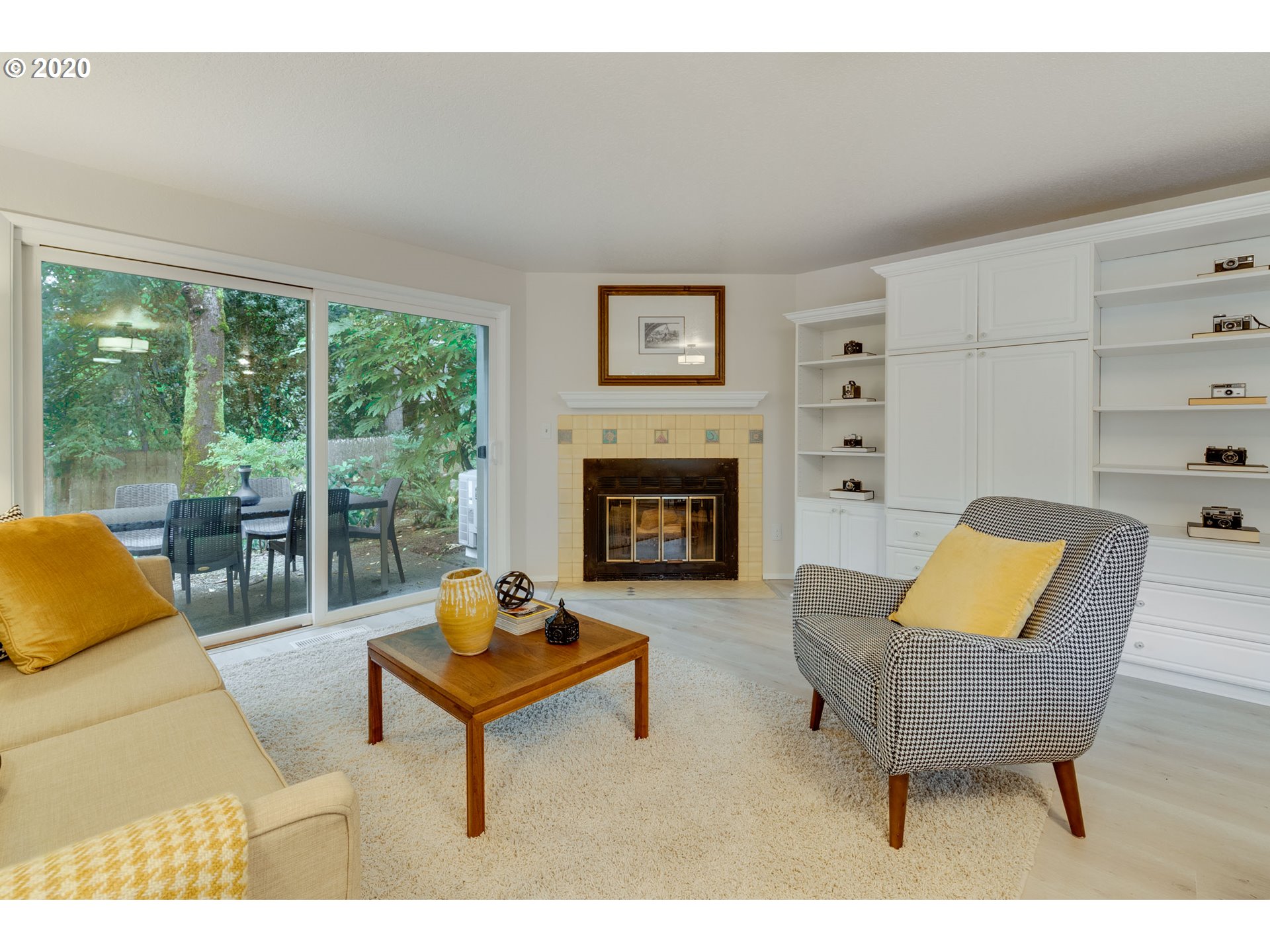 Photo #3: 20142564 Listing 