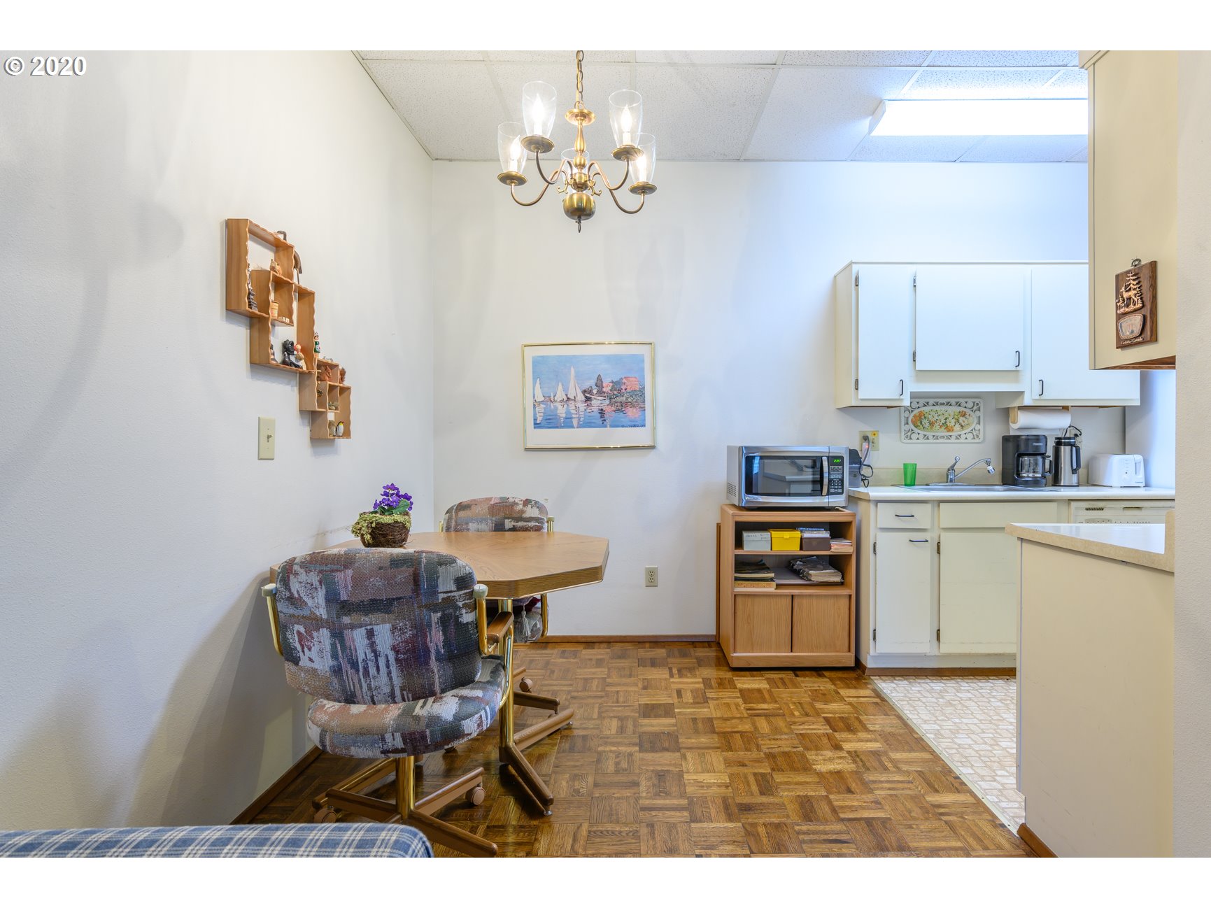 Photo #3: 20143737 Listing 
