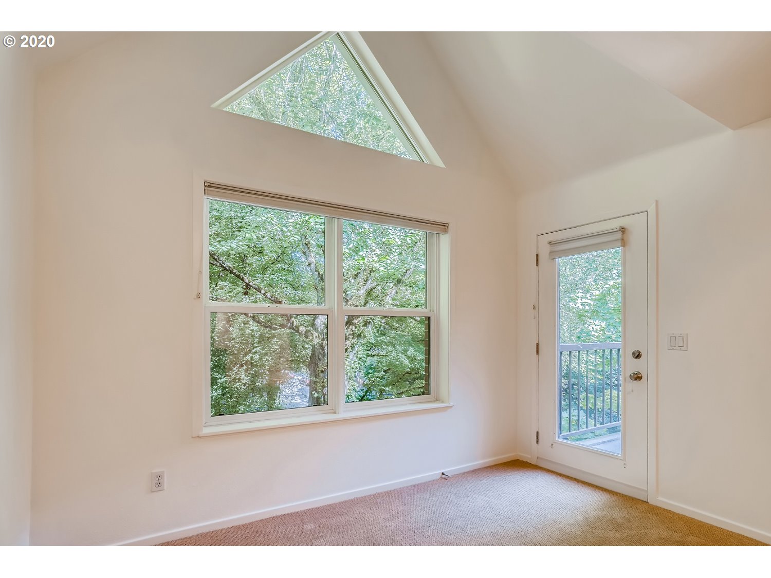Photo #6: 20145578 Listing 
