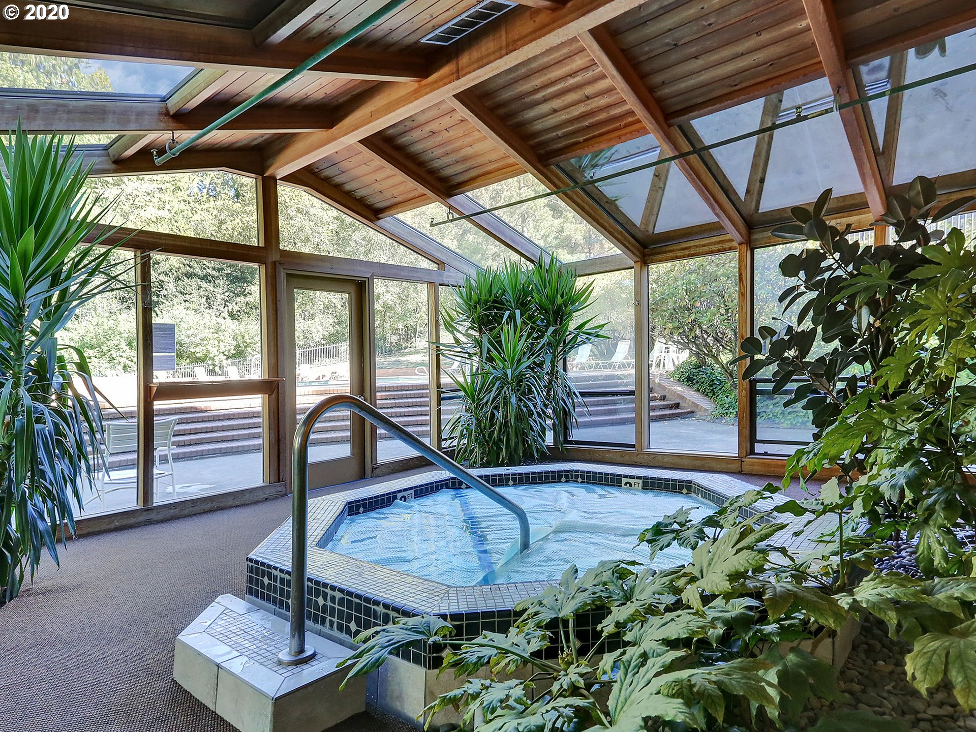 Photo #5: 20146901 Listing 