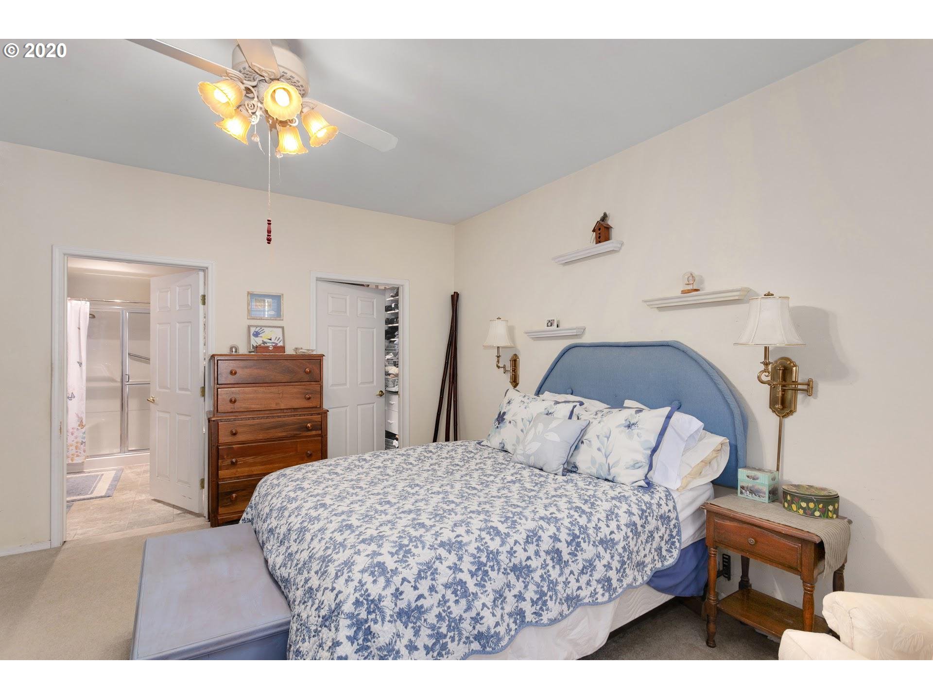 Photo #4: 20152343 Listing 