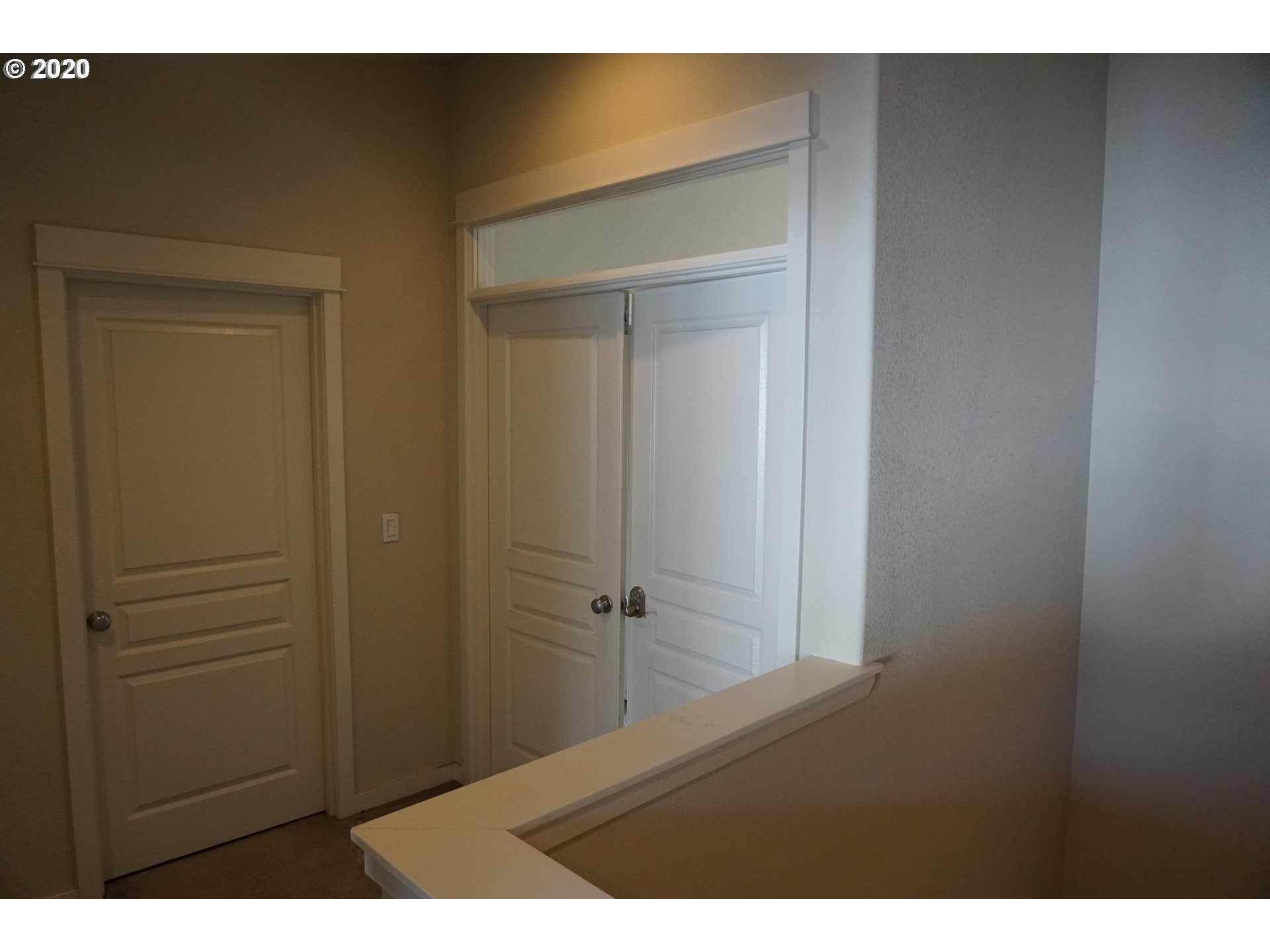 Photo #6: 20164033 Listing 