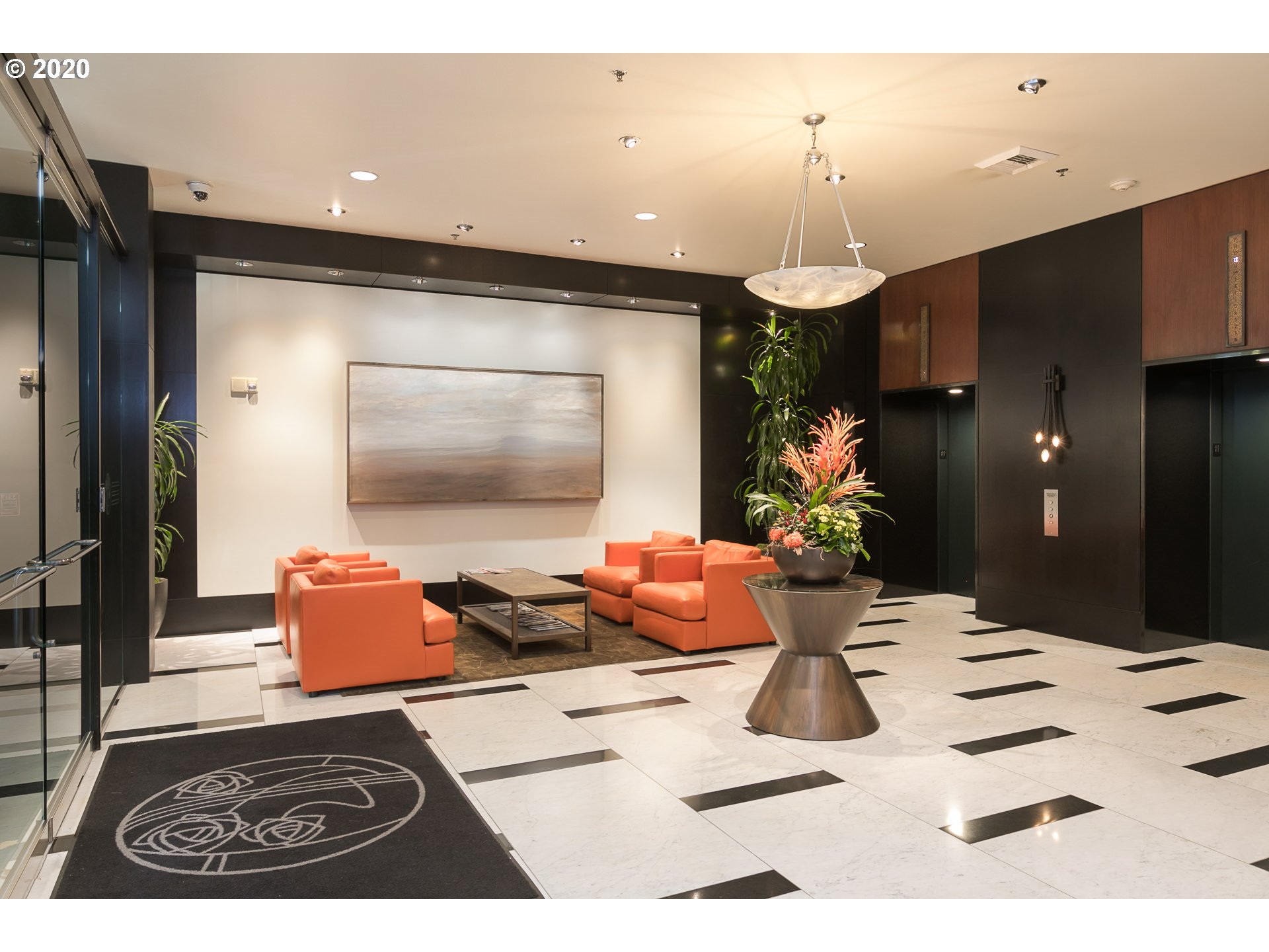 Photo #4: 20164997 Listing 