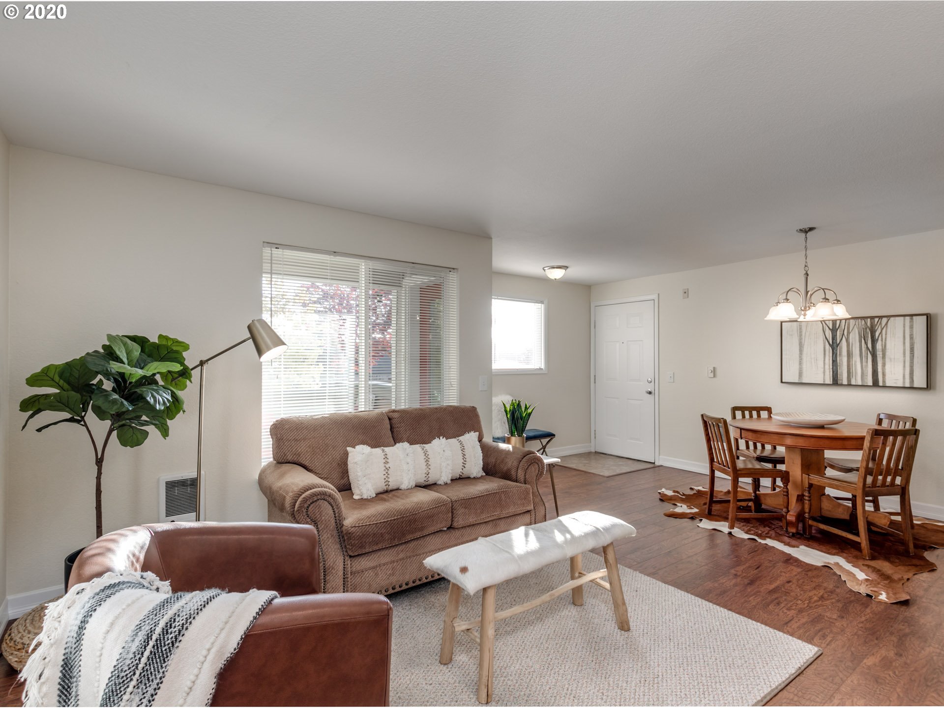 Photo #4: 20169133 Listing 