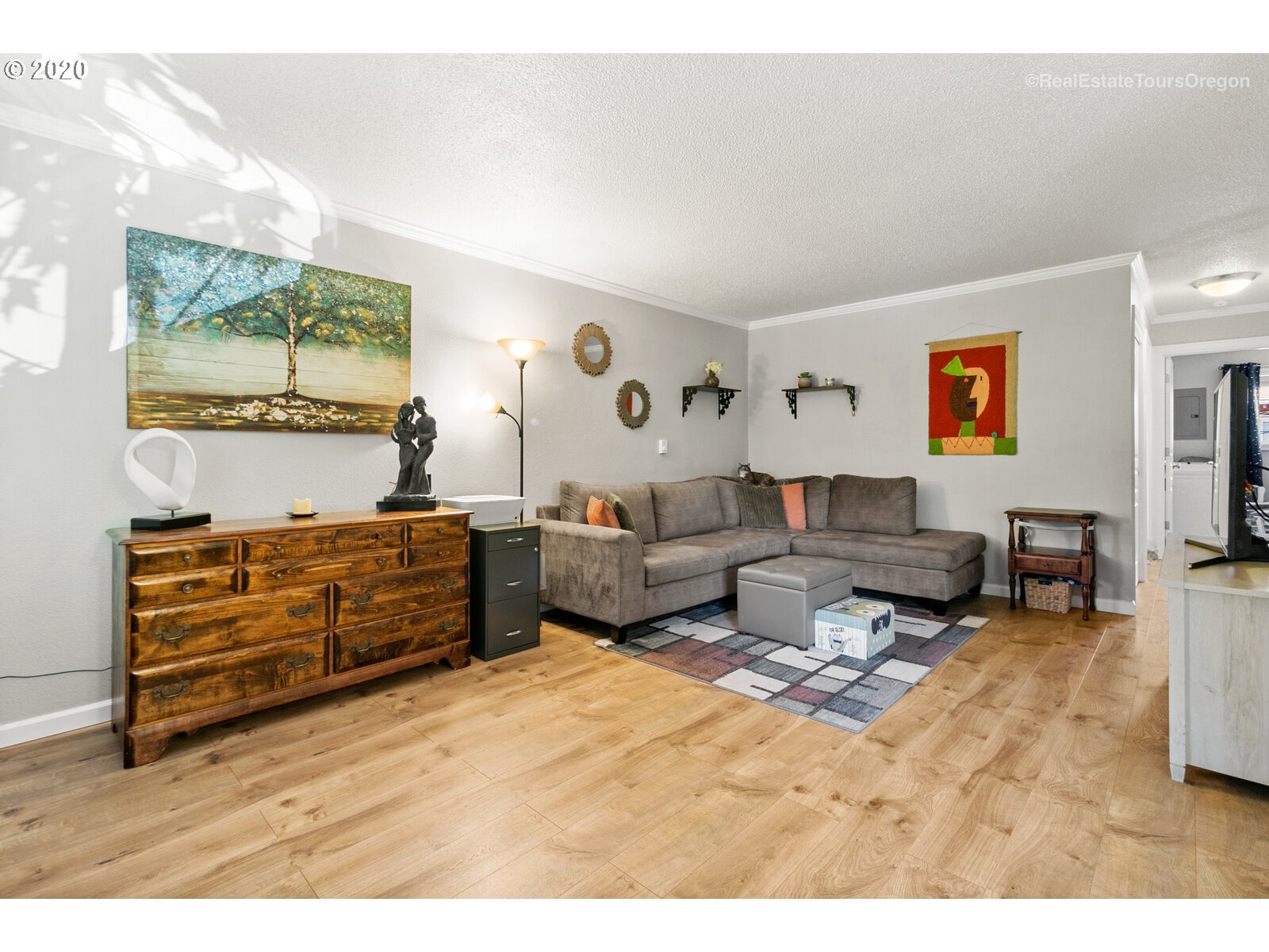 Photo #6: 20175554 Listing 