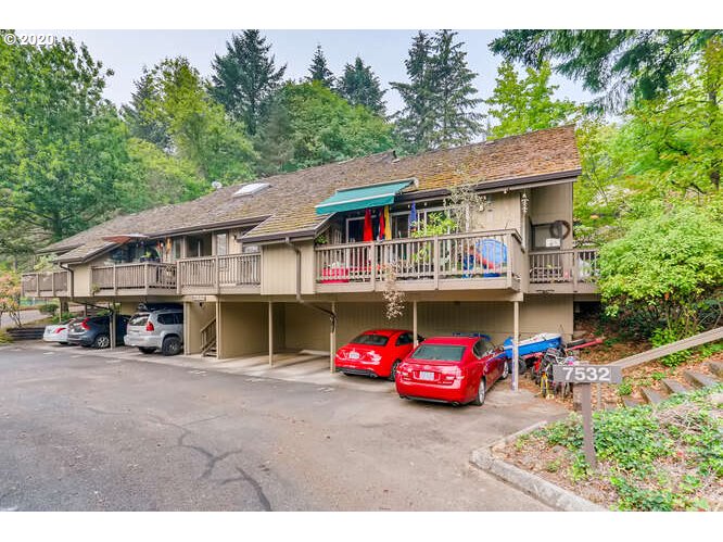Photo #2: 20184305 Listing 
