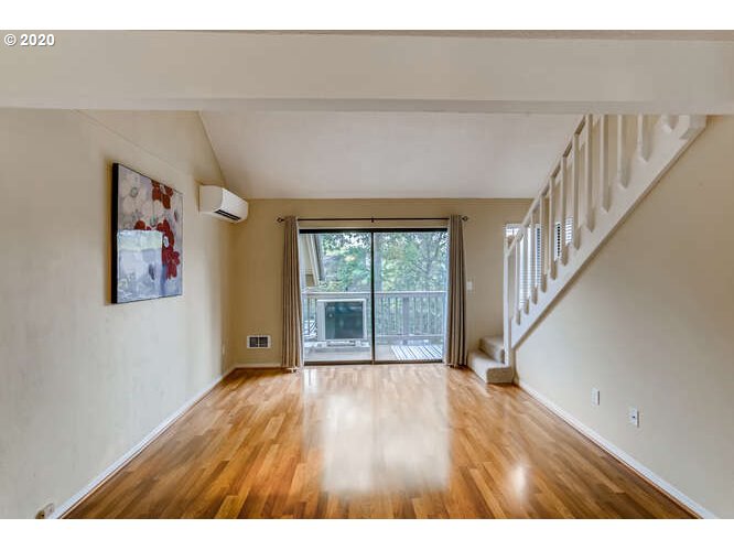 Photo #6: 20184305 Listing 