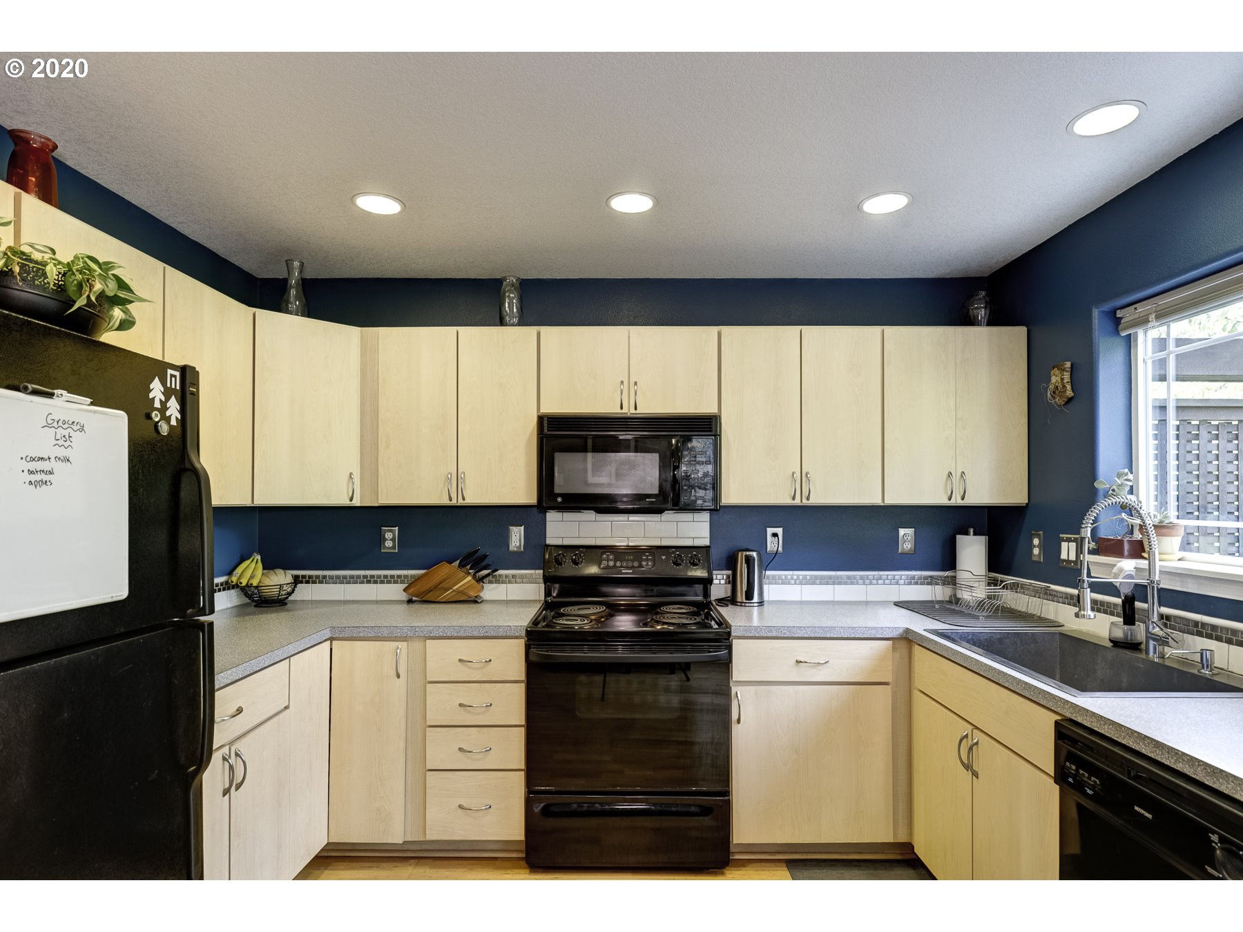 Photo #6: 20186815 Listing 