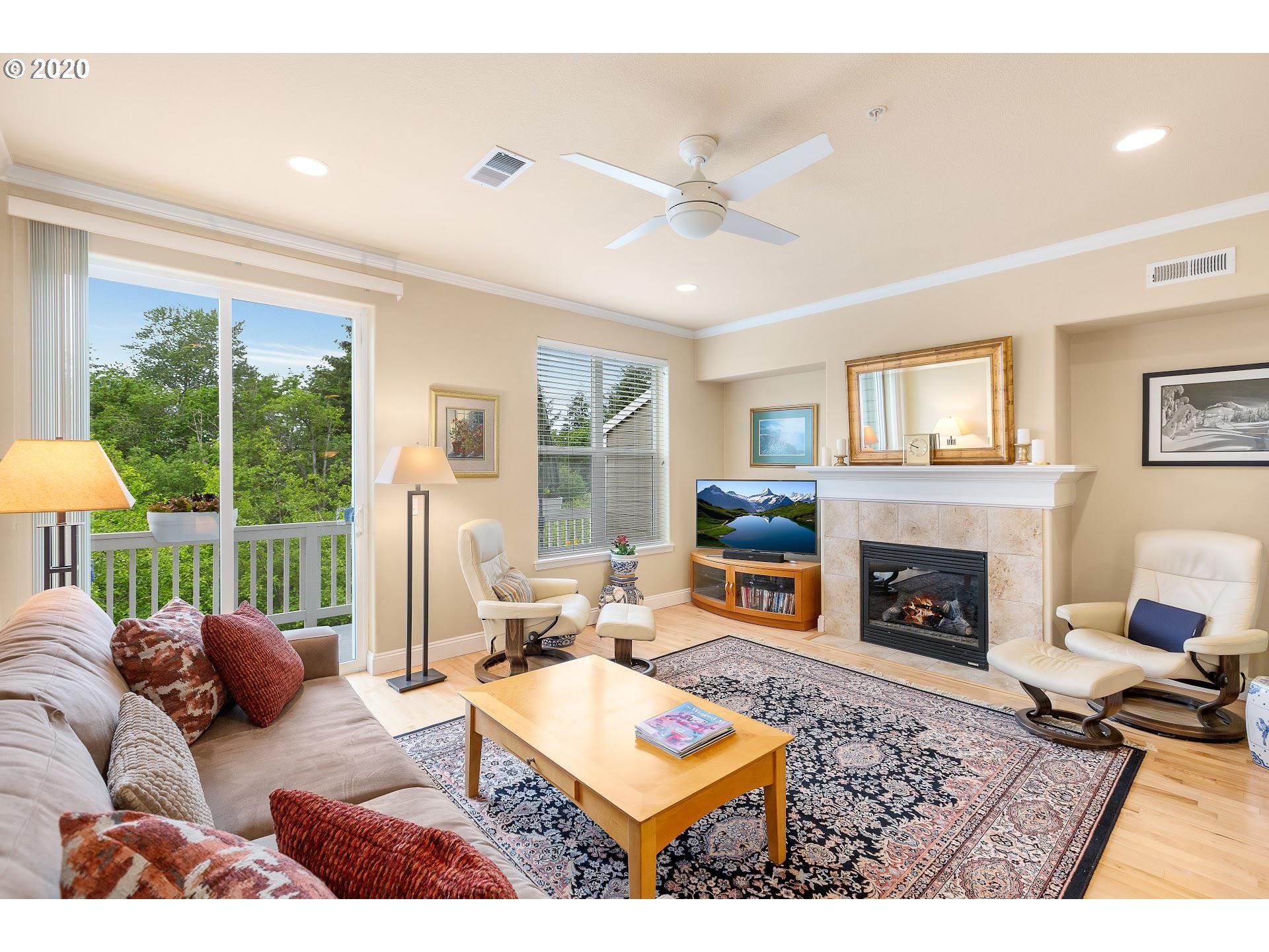Photo #2: 20193020 Listing 
