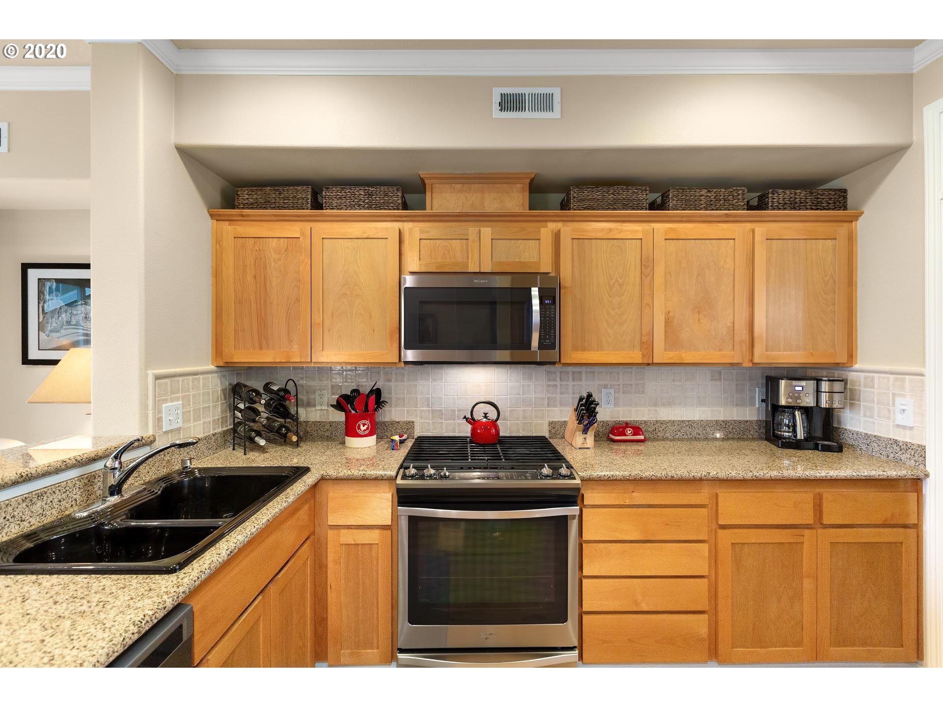 Photo #5: 20193020 Listing 