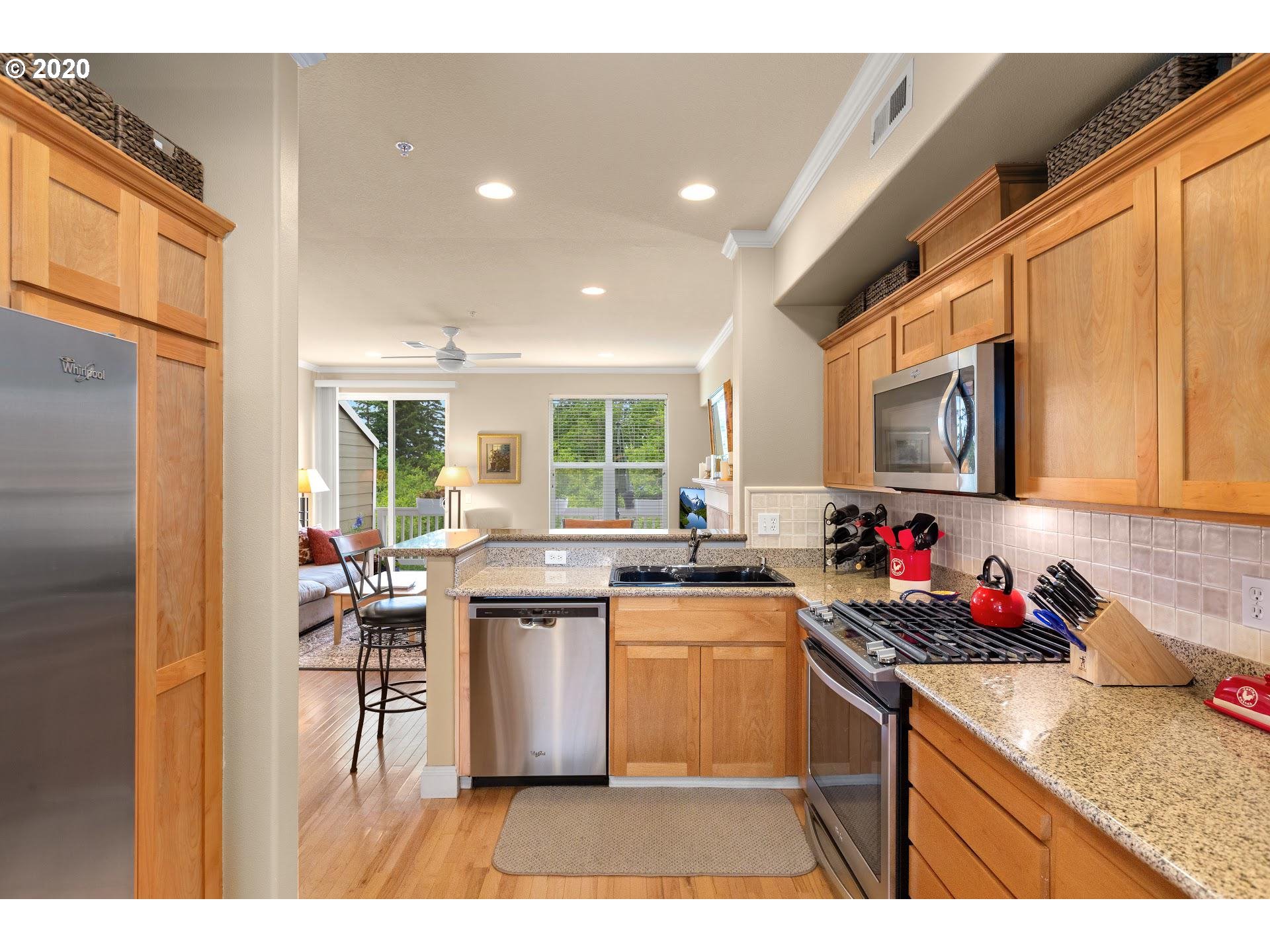 Photo #6: 20193020 Listing 