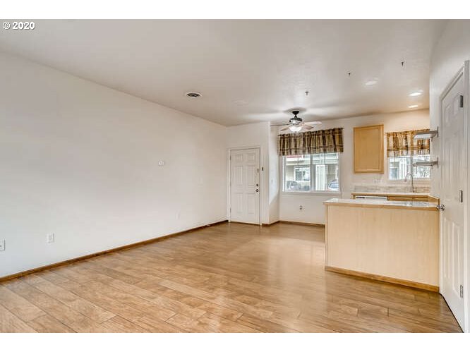 Photo #4: 20193024 Listing 