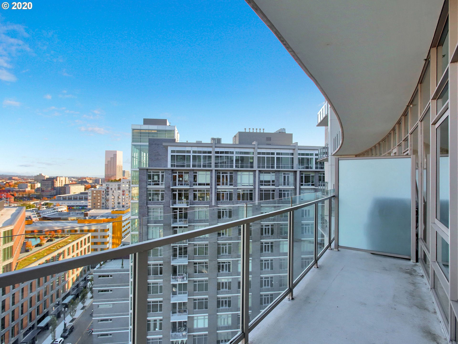 Photo #3: 20197516 Listing 