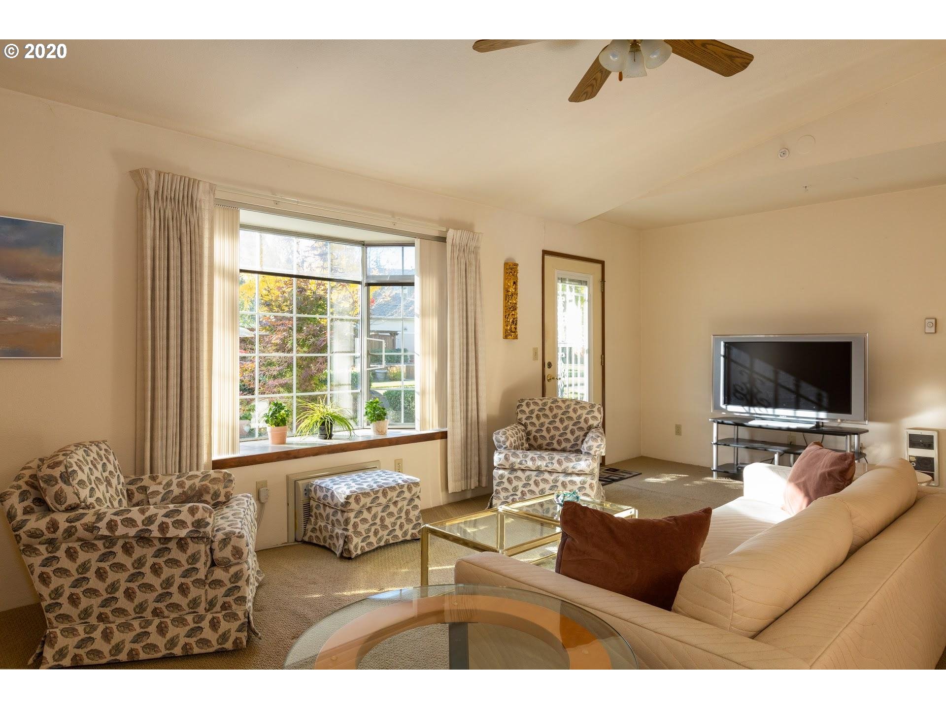 Photo #2: 20199038 Listing 