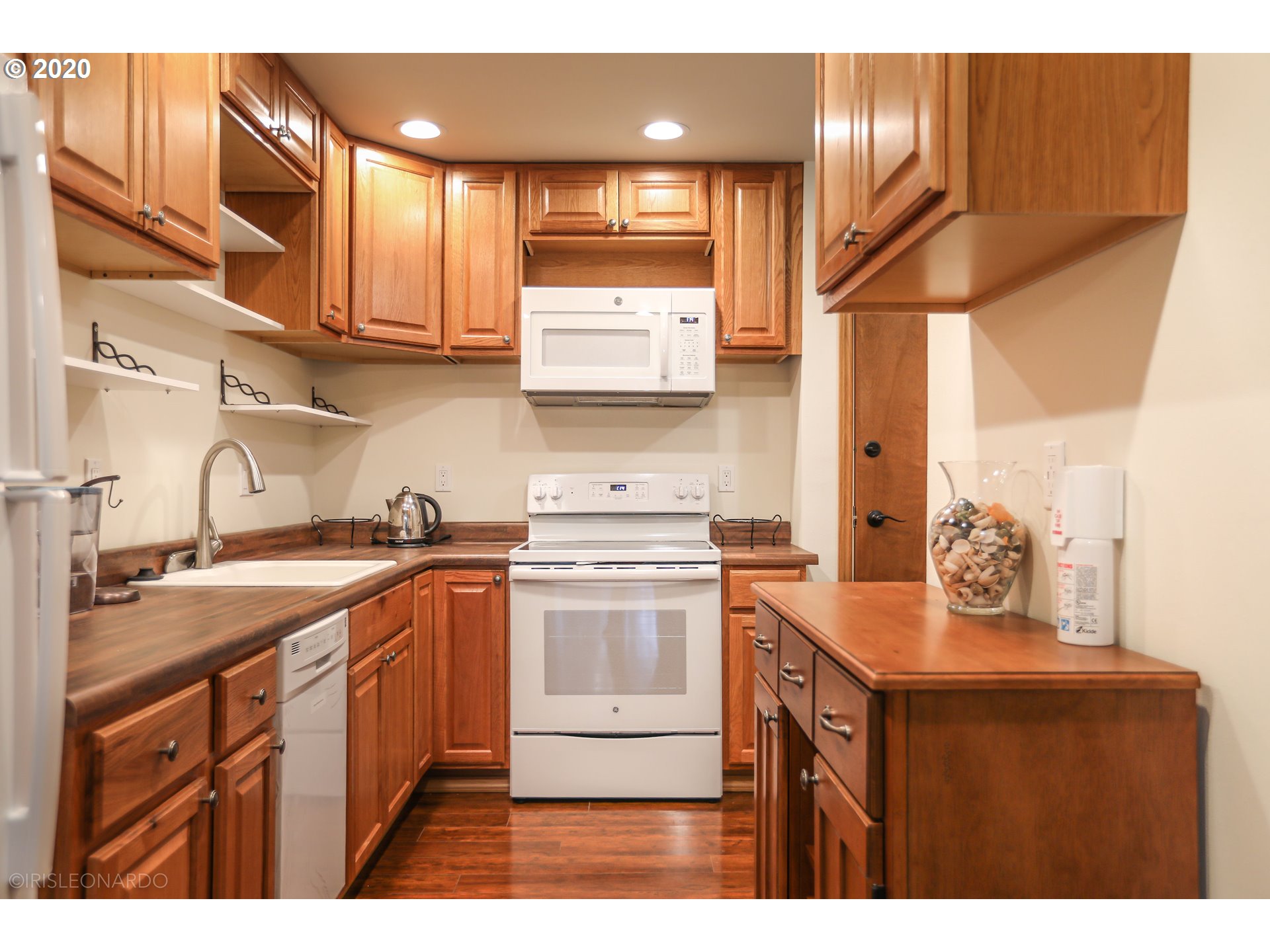 Photo #15: 20202422 Listing: Photo #15