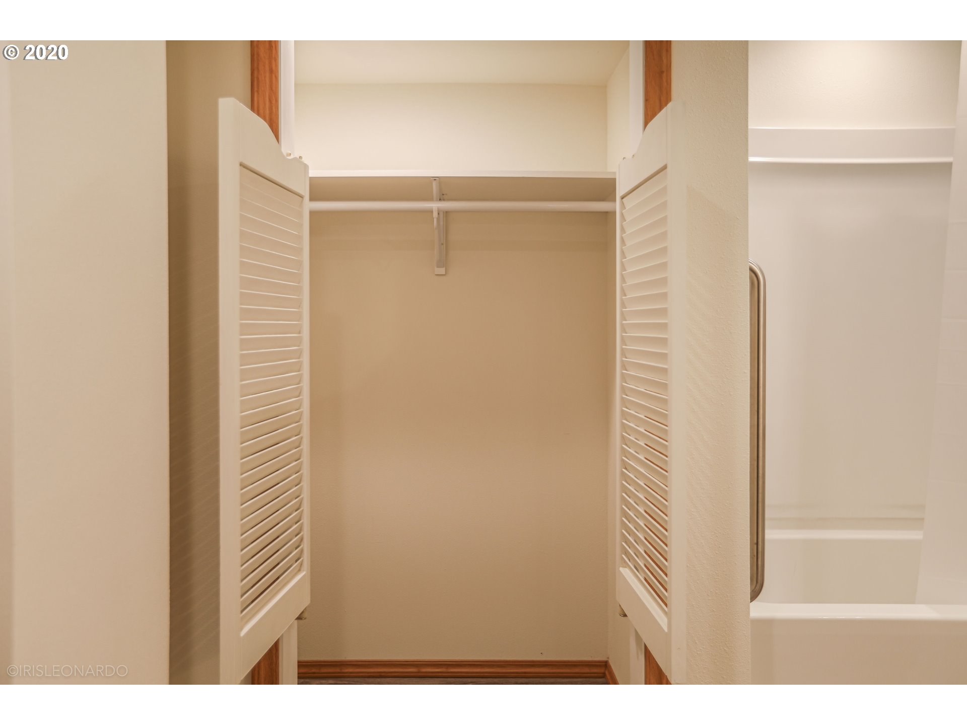 Photo #11: 20202422 Listing: Photo #11