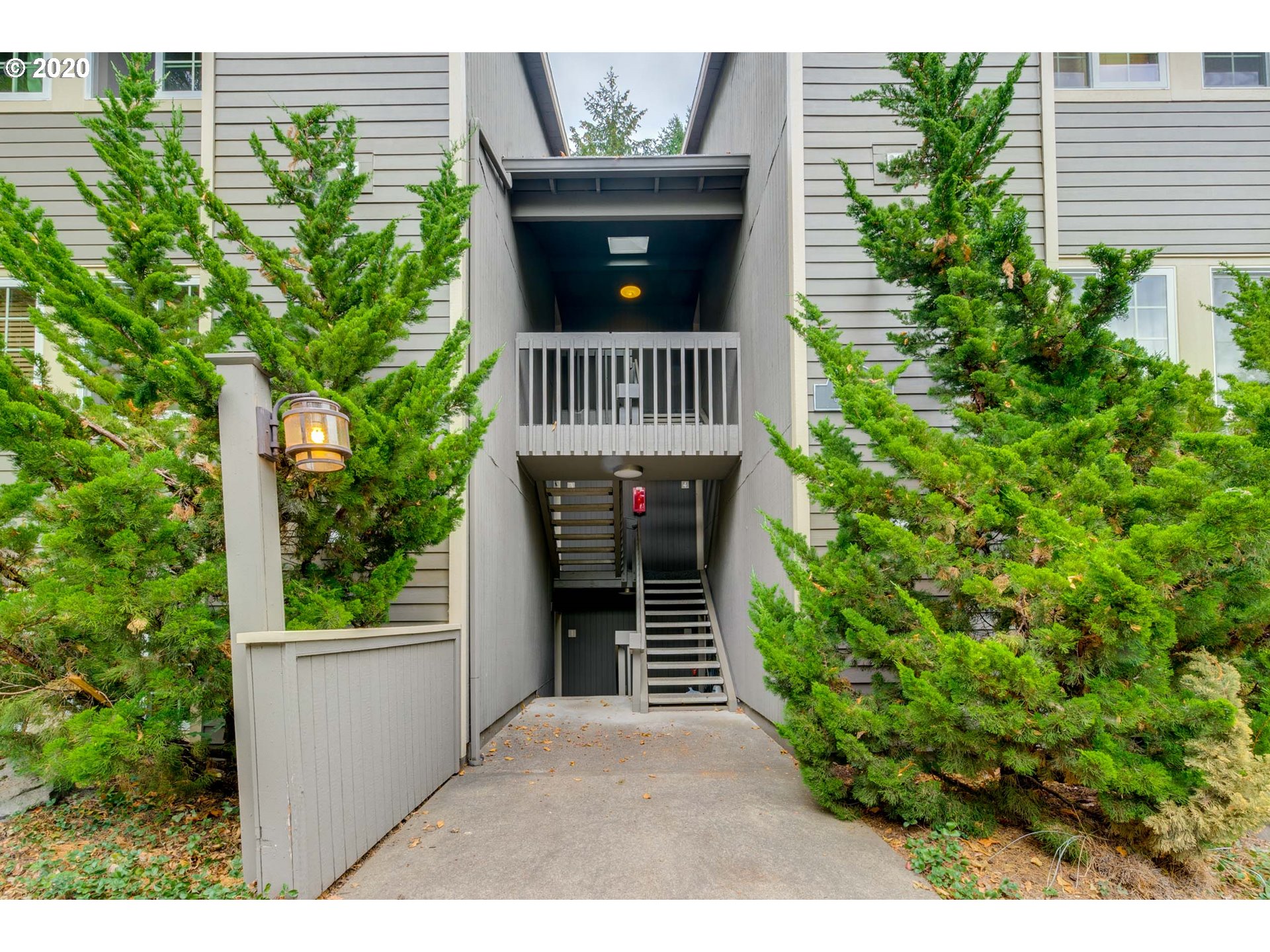 Photo #2: 20204924 Listing 