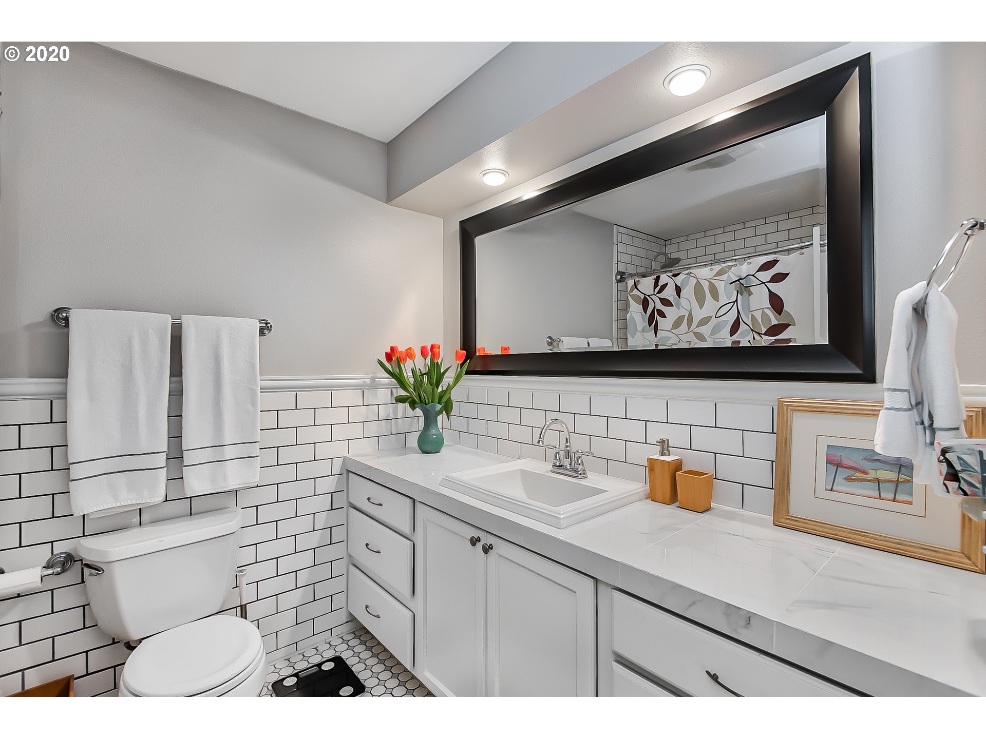 MLS: 20205365 Condo For Sale