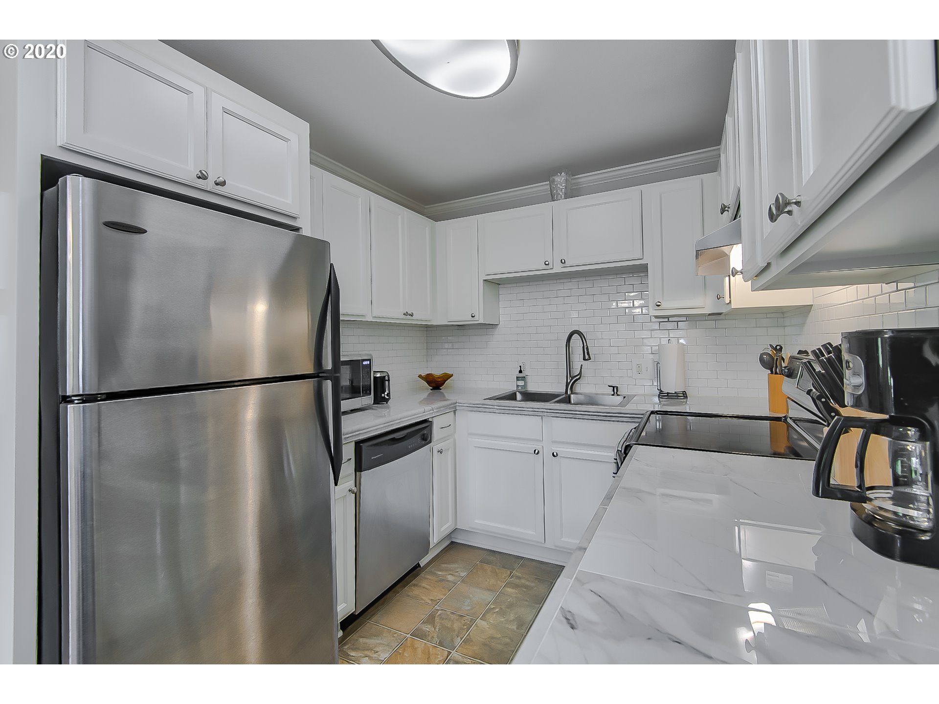 Photo #6: 20205365 Listing 