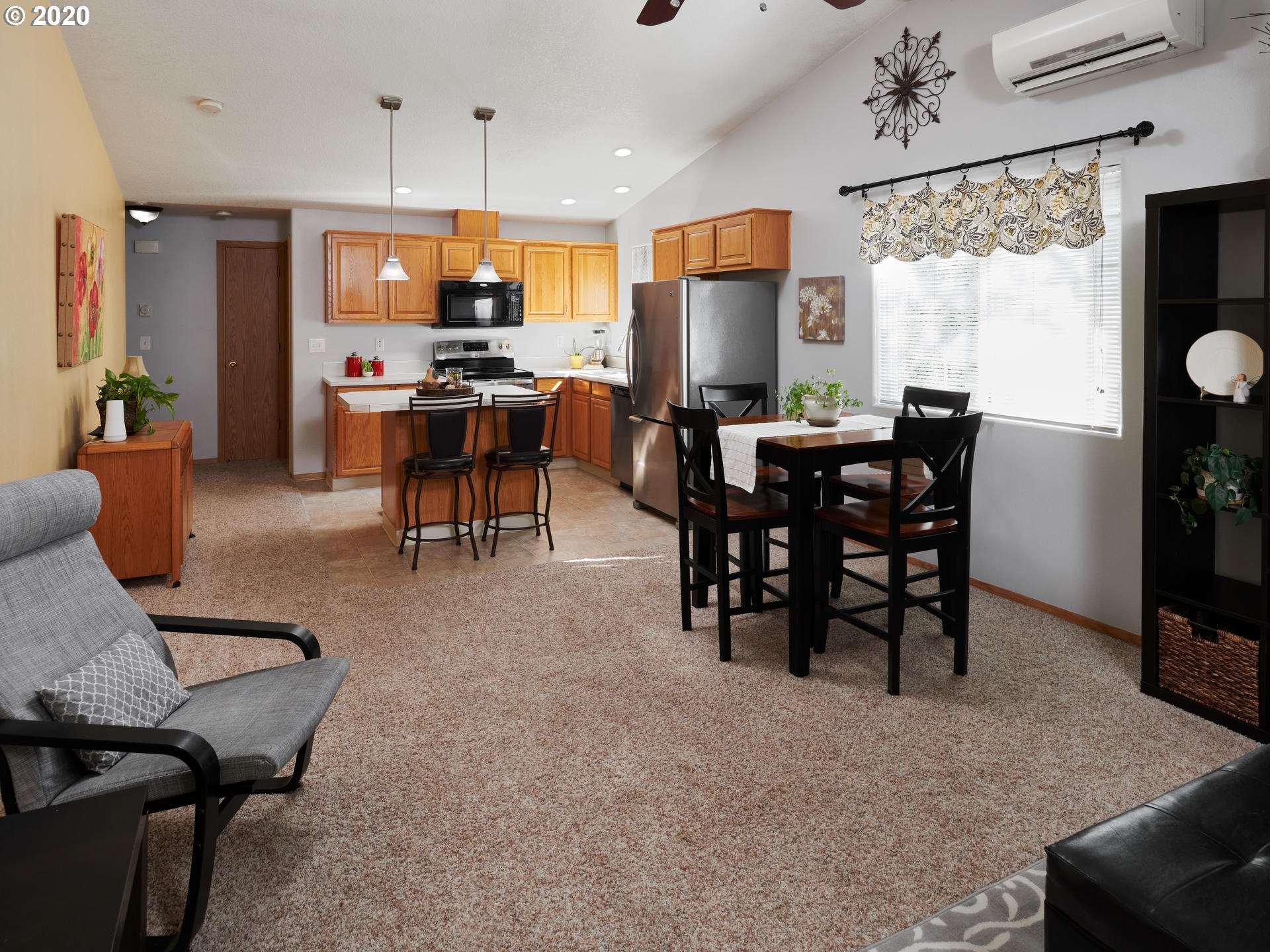 Photo #6: 20207089 Listing 