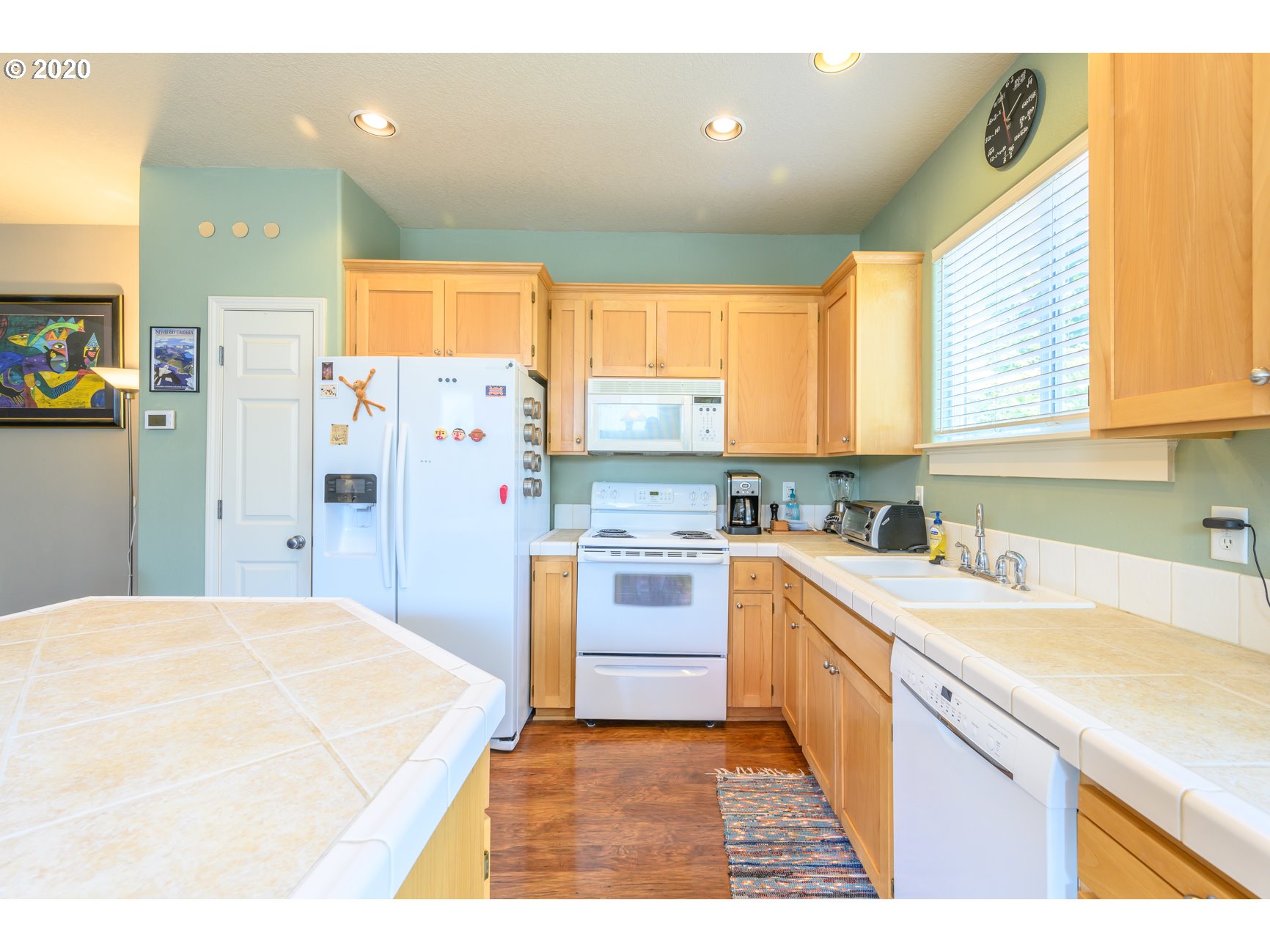 Photo #6: 20208946 Listing 