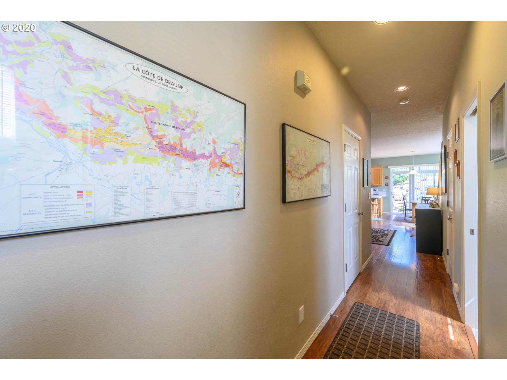 Photo #2: 20208946 Listing 