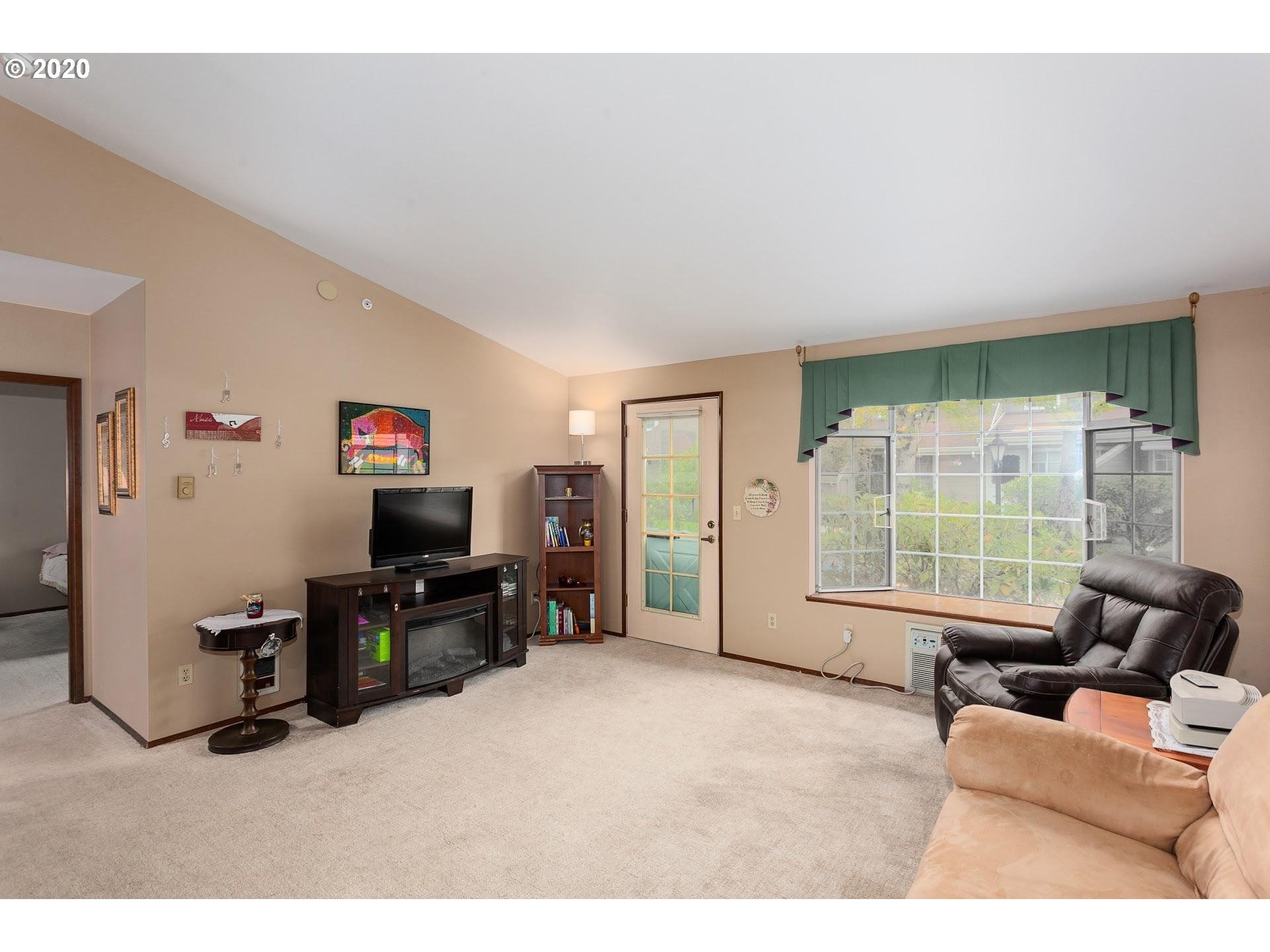 Photo #3: 20210443 Listing 