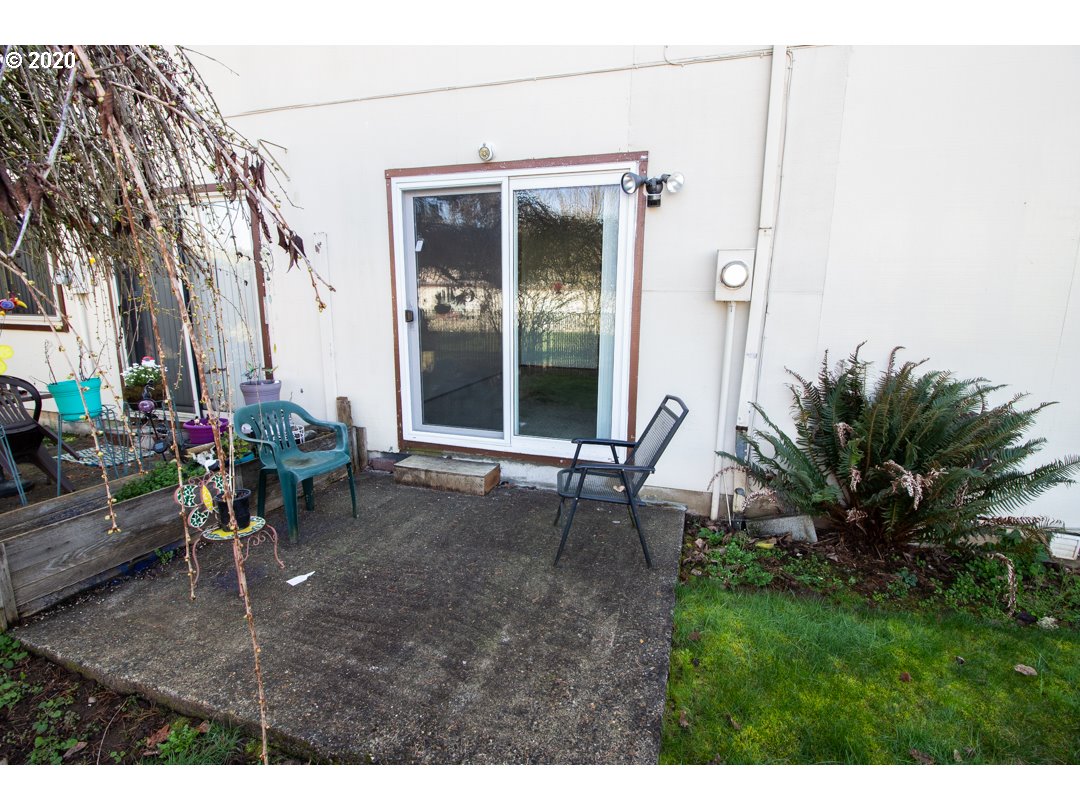 Photo #3: 20212631 Listing 