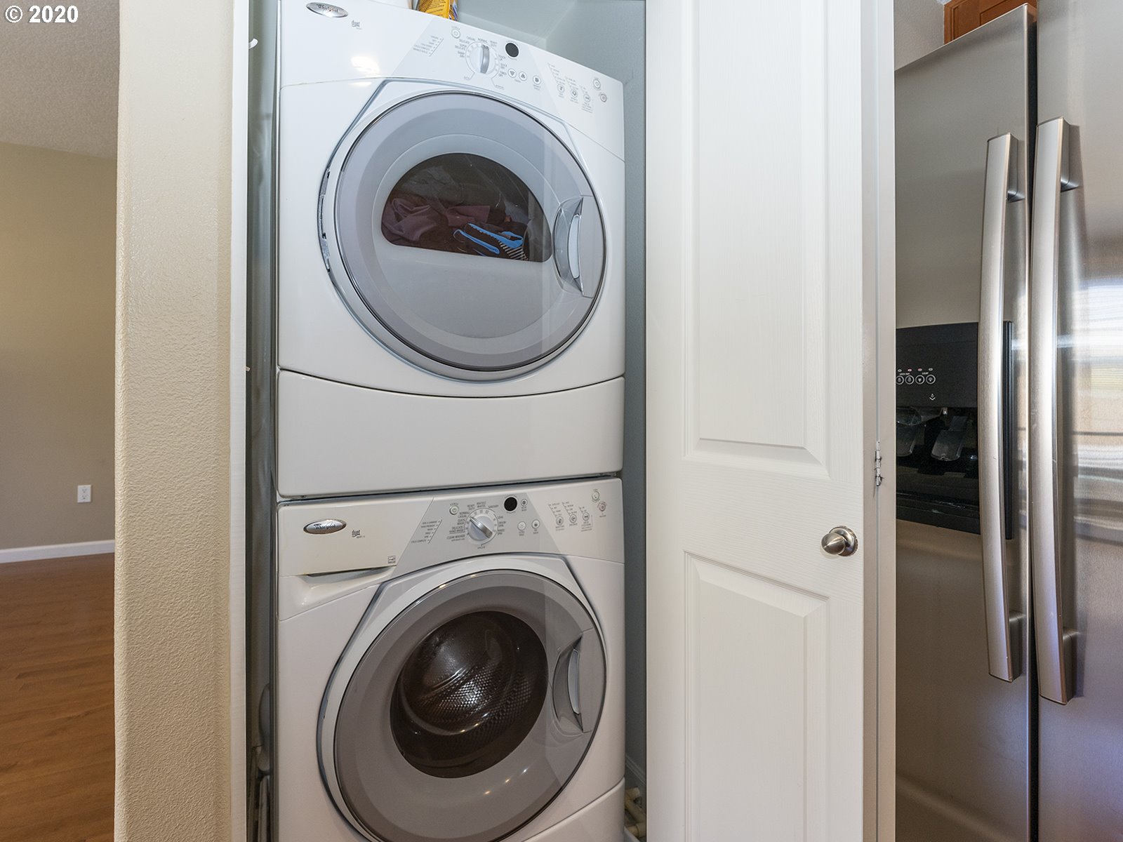 Photo #4: 20216725 Listing 