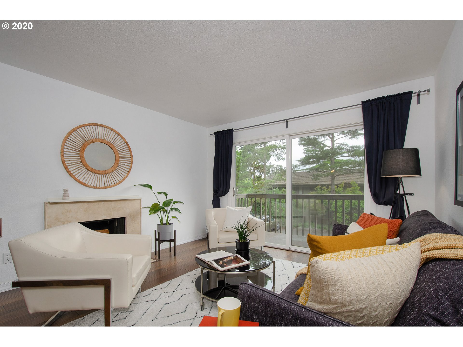 Photo #6: 20220282 Listing 