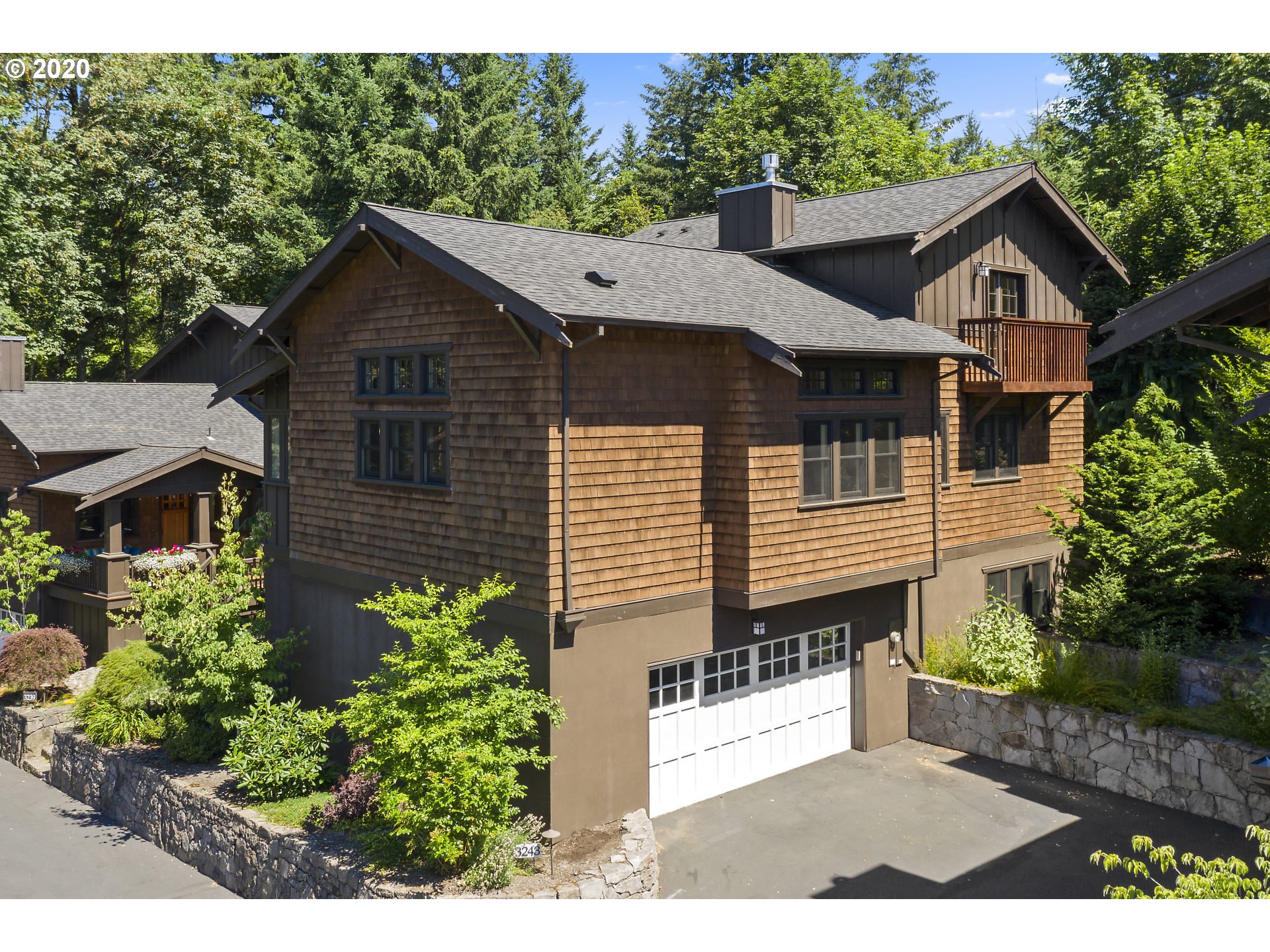 Photo #2: 20224635 Listing 