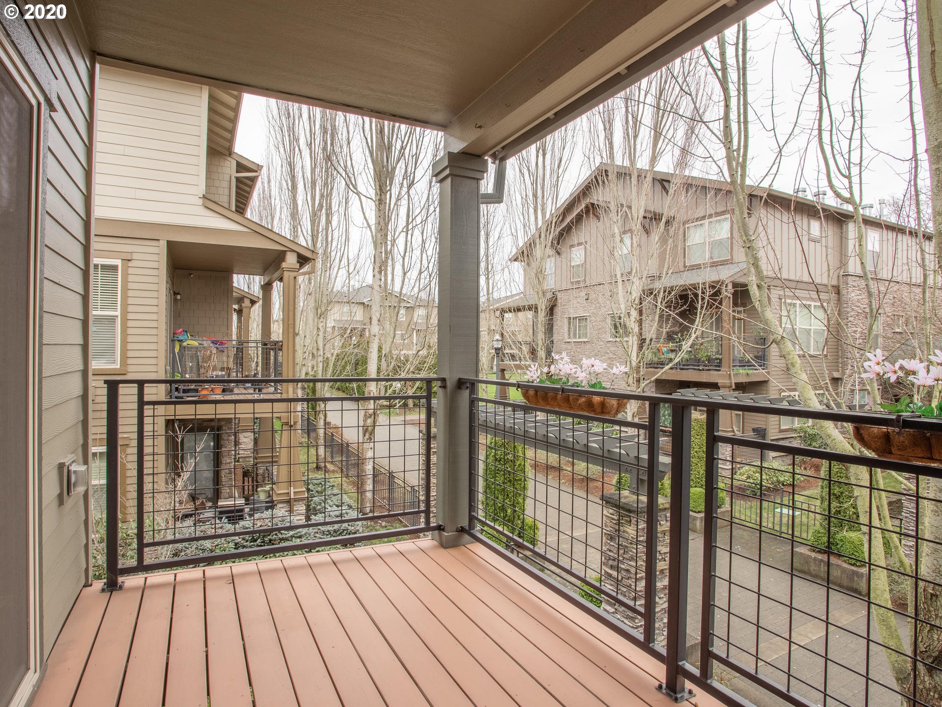Photo #2: 20226075 Listing 