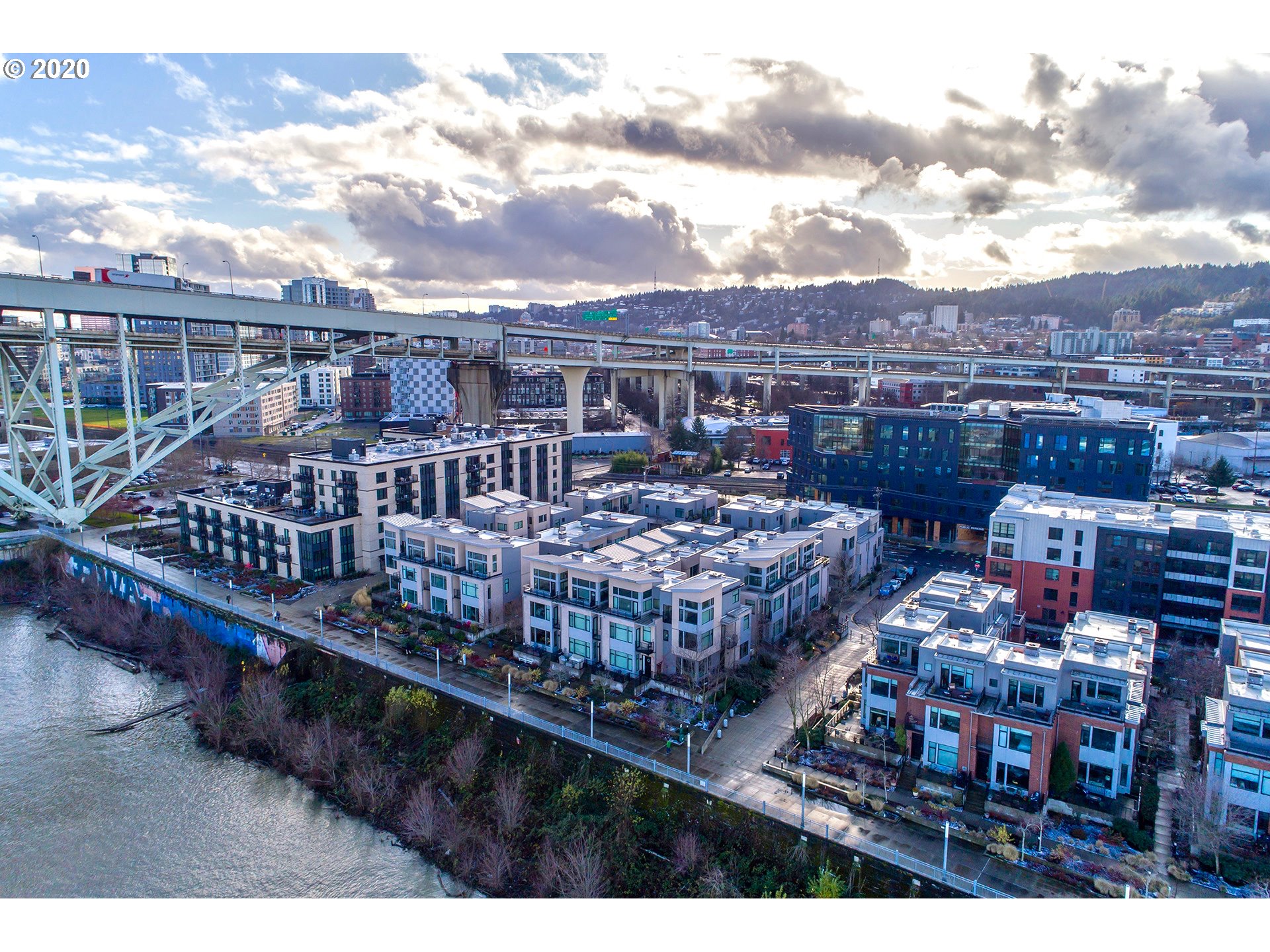 Photo #3: 20228525 Listing 