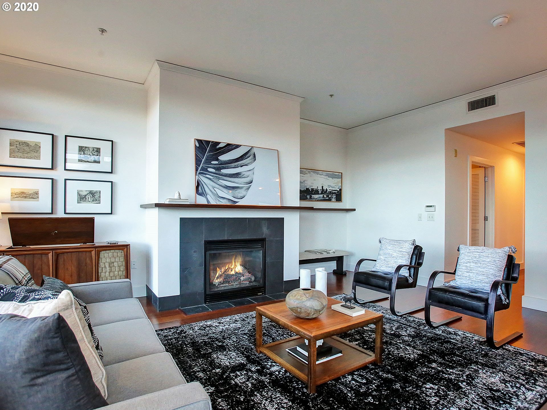 Photo #4: 20228996 Listing 