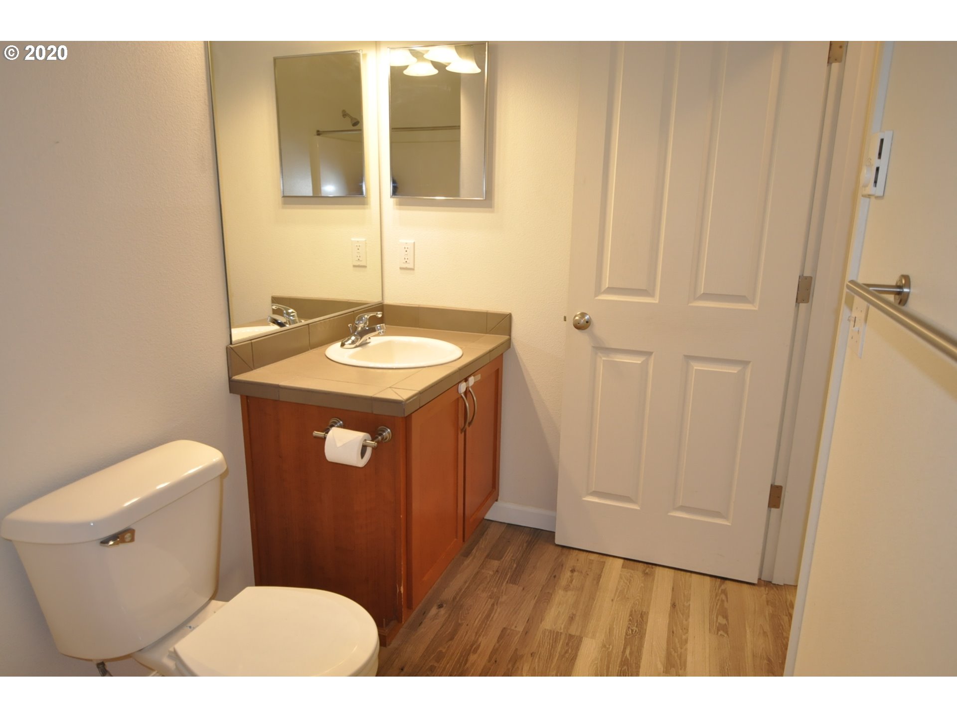 Photo #3: 20230142 Listing 