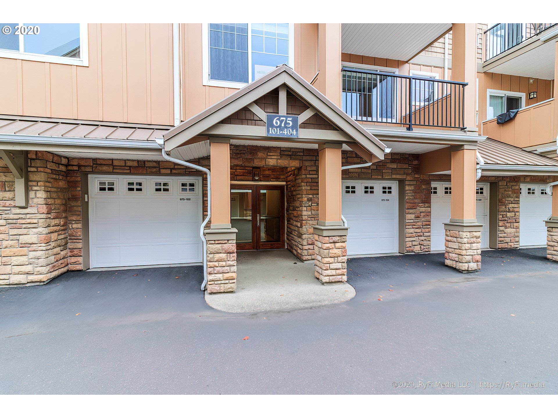 Photo #4: 20230142 Listing 