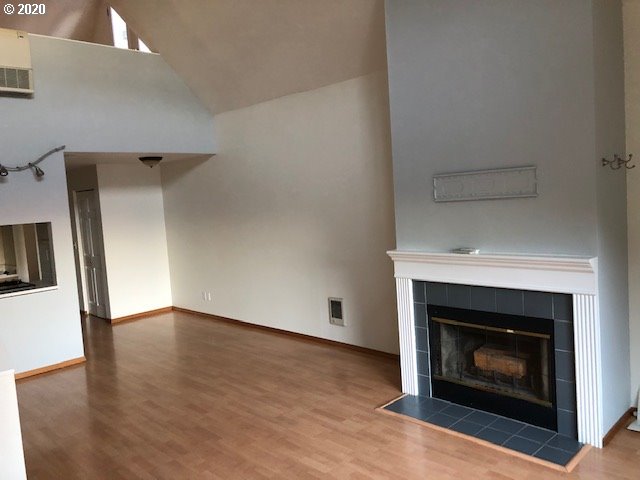 Photo #6: 20230812 Listing 