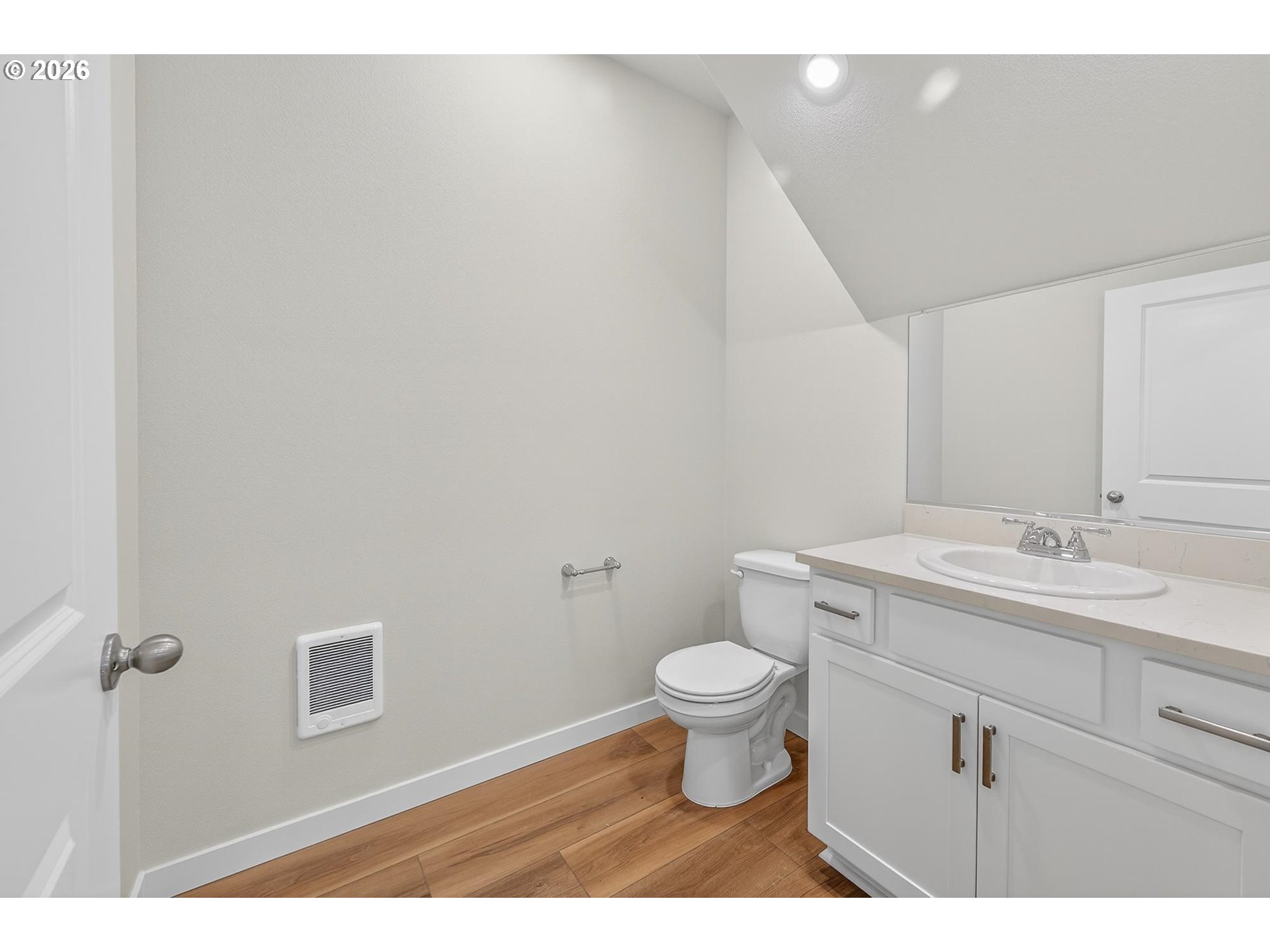 Photo #12: 202324057 Listing: Photo #12