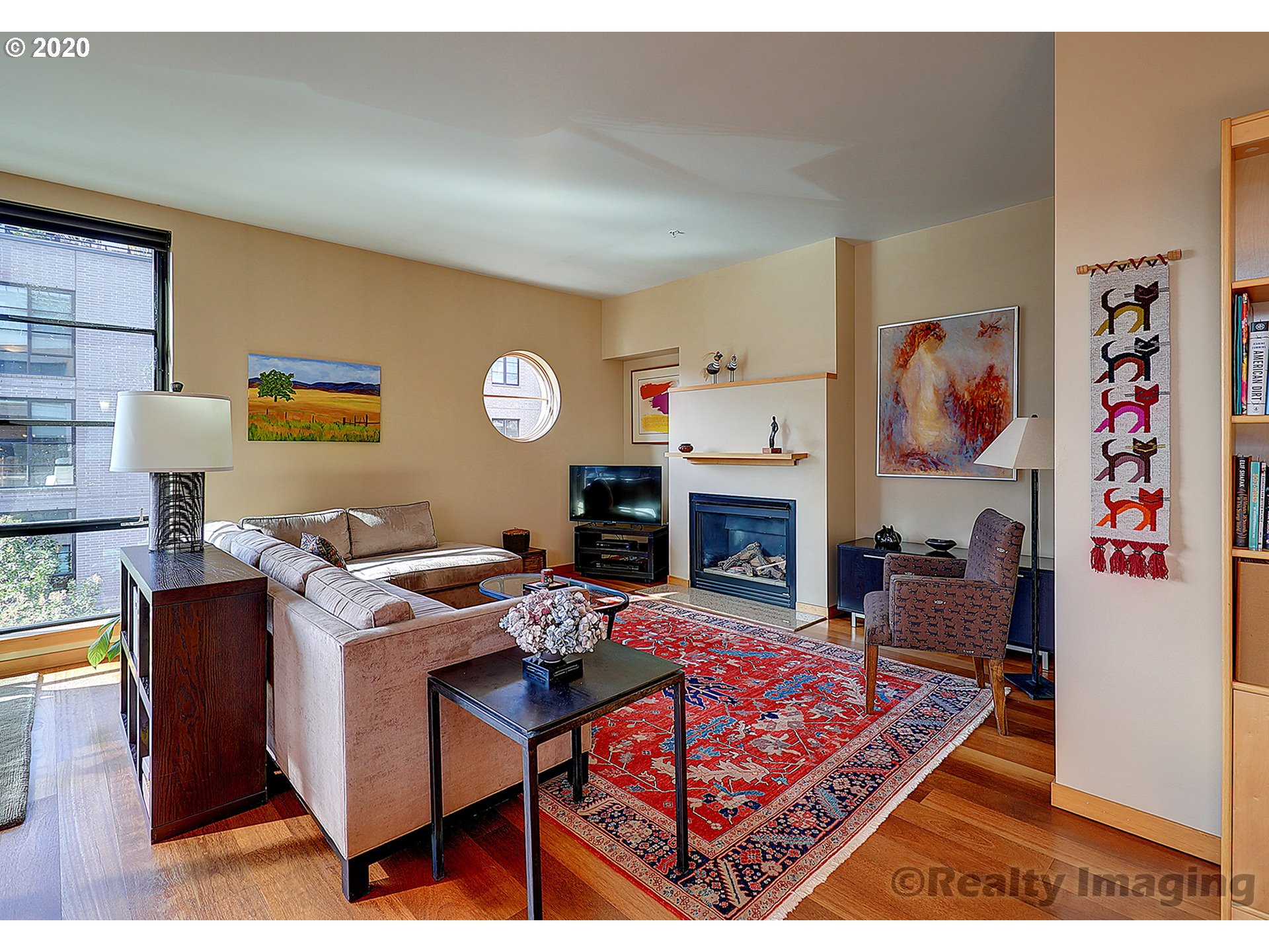 Photo #3: 20232473 Listing 