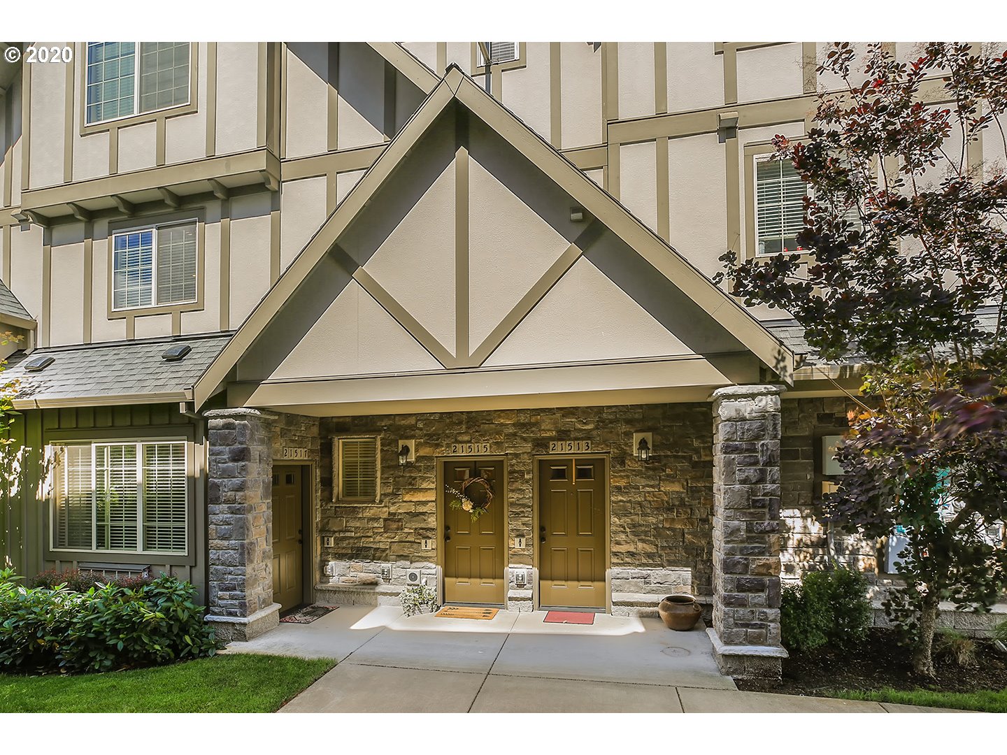 Photo #4: 20236399 Listing 