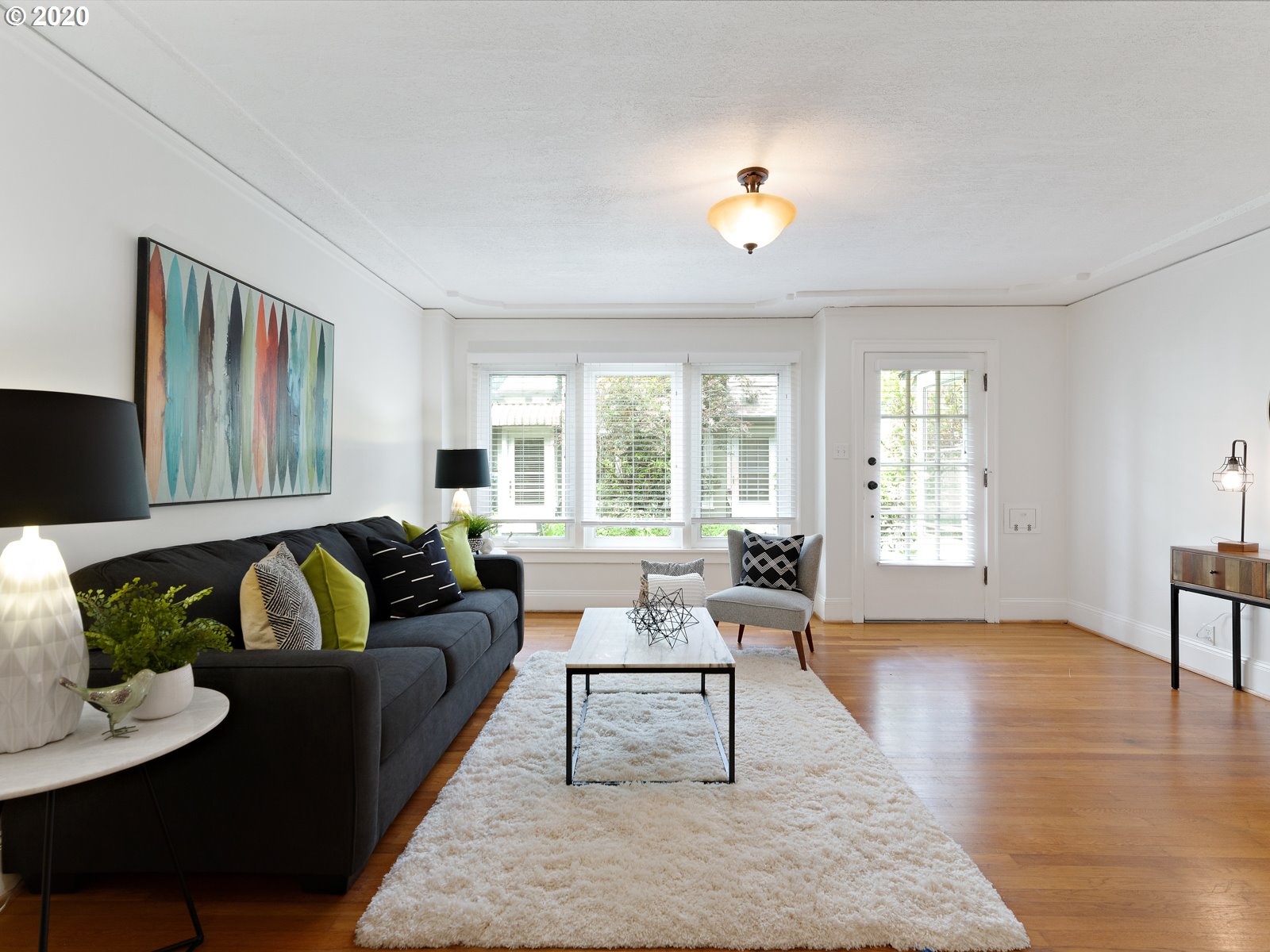 Photo #5: 20237181 Listing 
