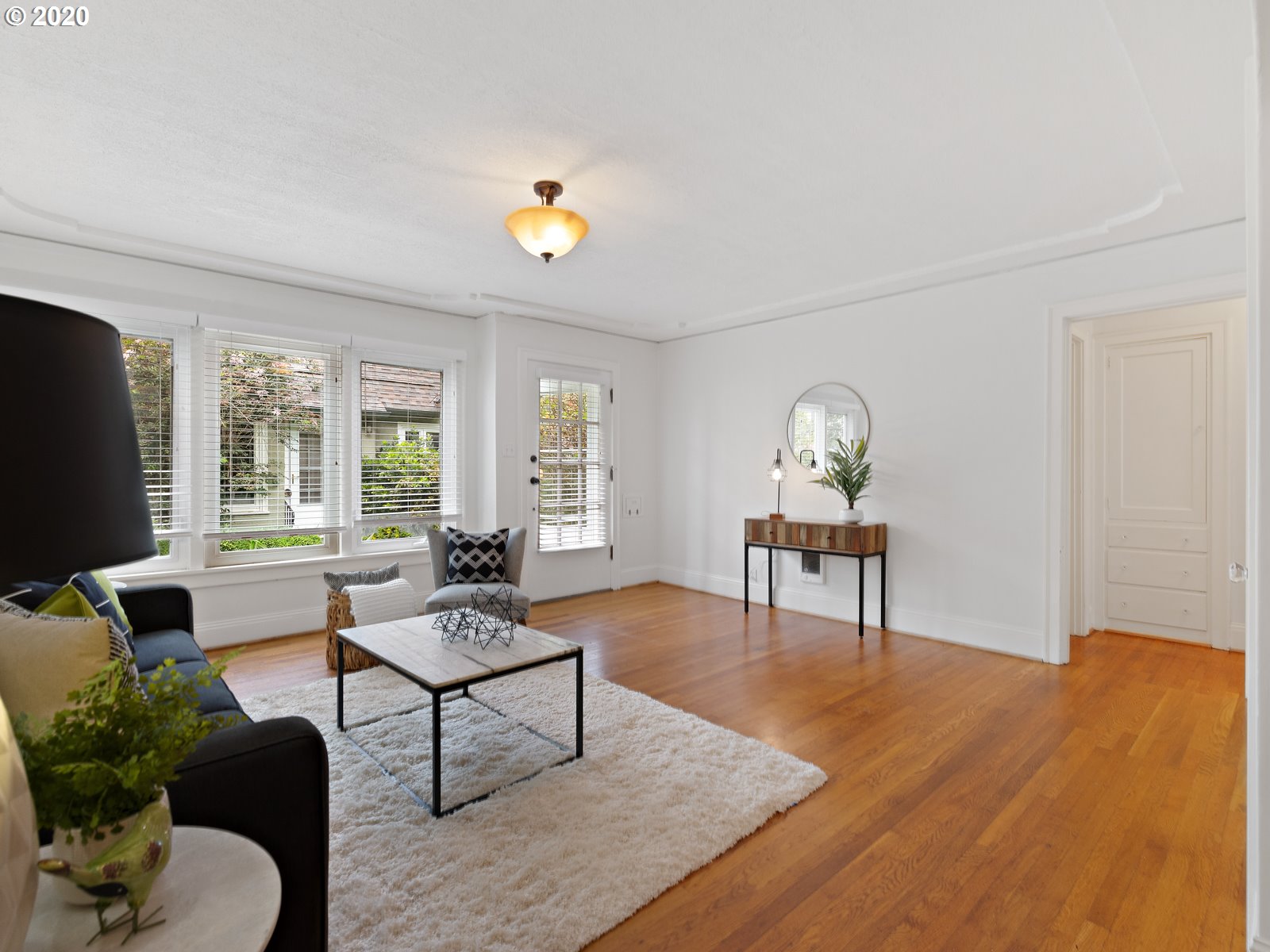 Photo #6: 20237181 Listing 