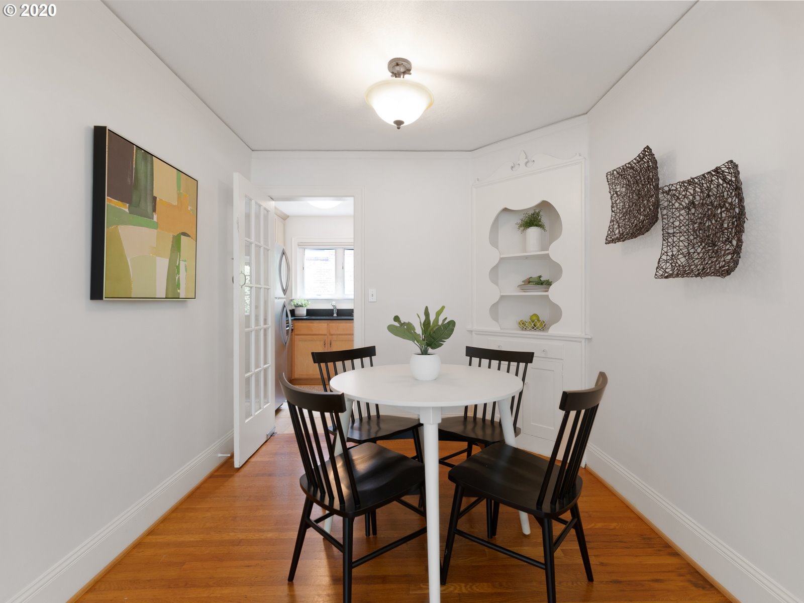 Photo #3: 20237181 Listing 