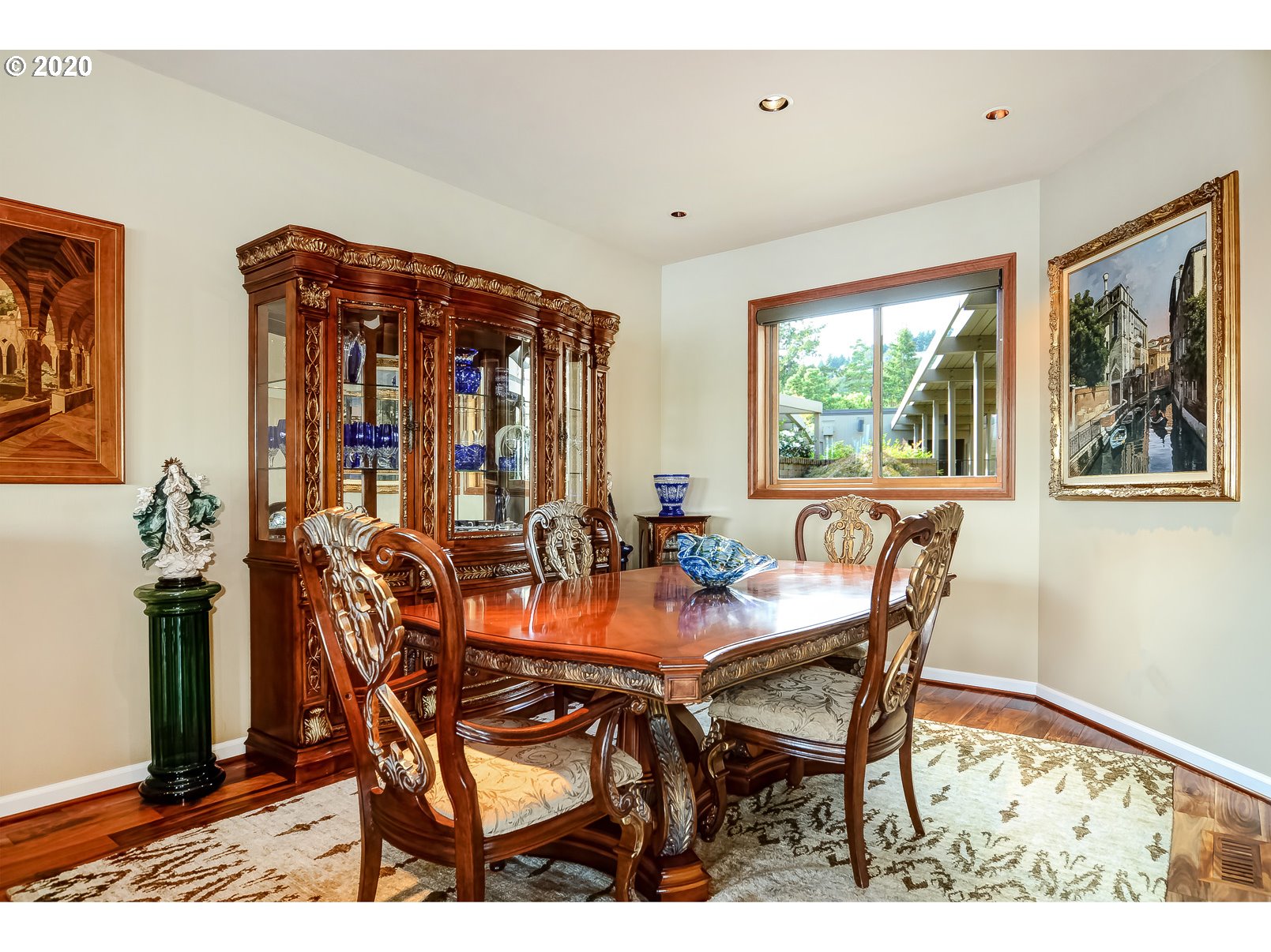 Photo #5: 20238390 Listing 
