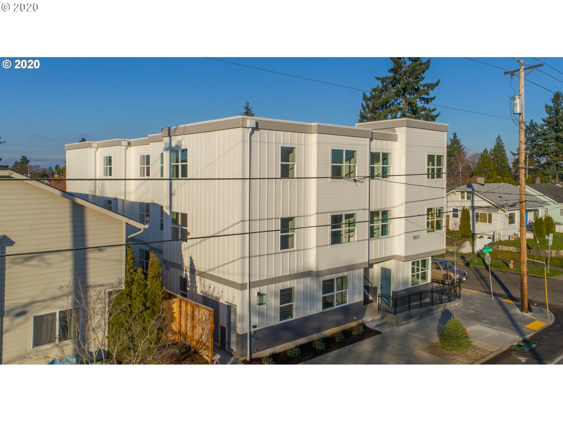 Photo #4: 20239422 Listing 