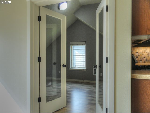 Photo #6: 20241579 Listing 